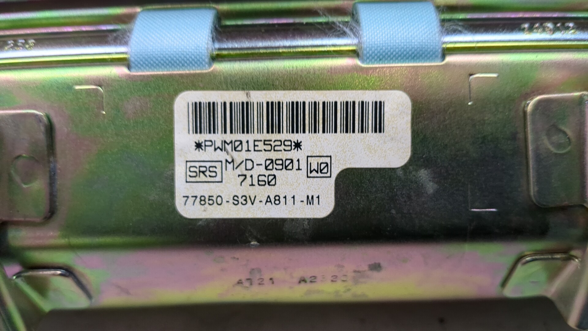 Подушка безопасности пассажирская (в торпедо)