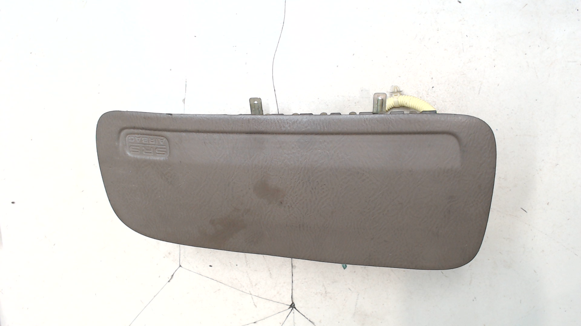 Подушка безопасности пассажирская (в торпедо)