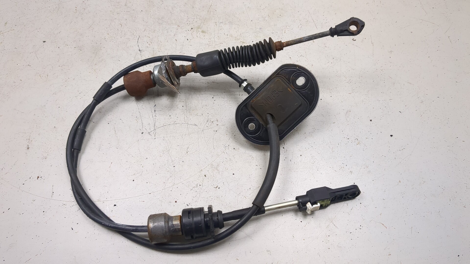 Трос КПП (выбора/переключения передач)