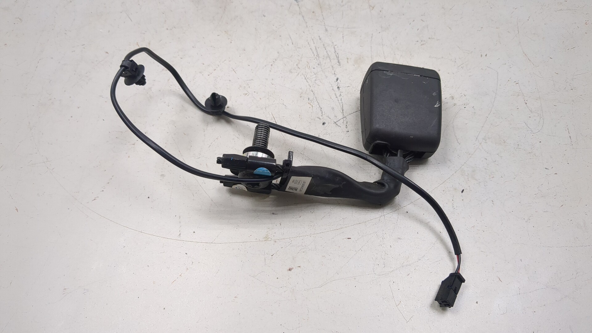 Ответная часть ремня безопасности