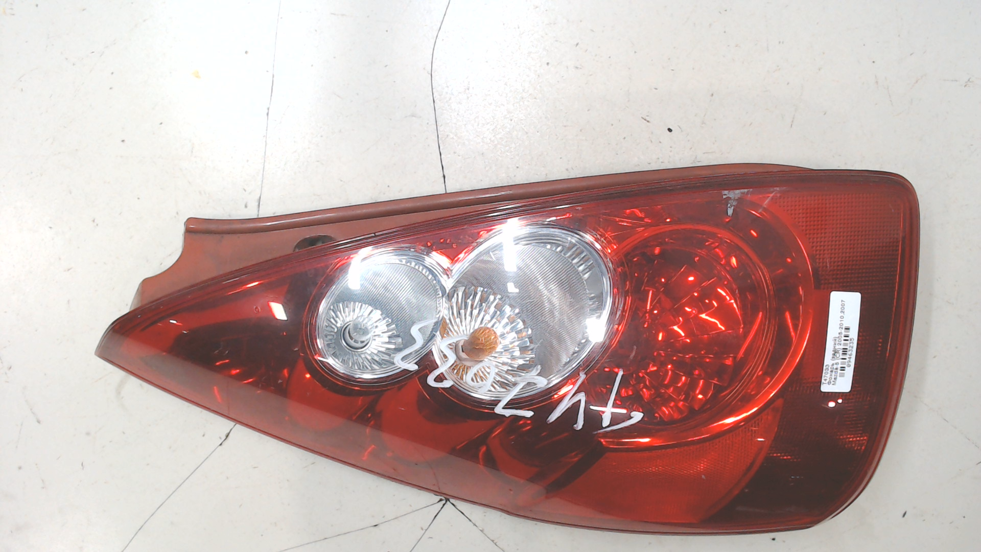 Фонарь задний левый