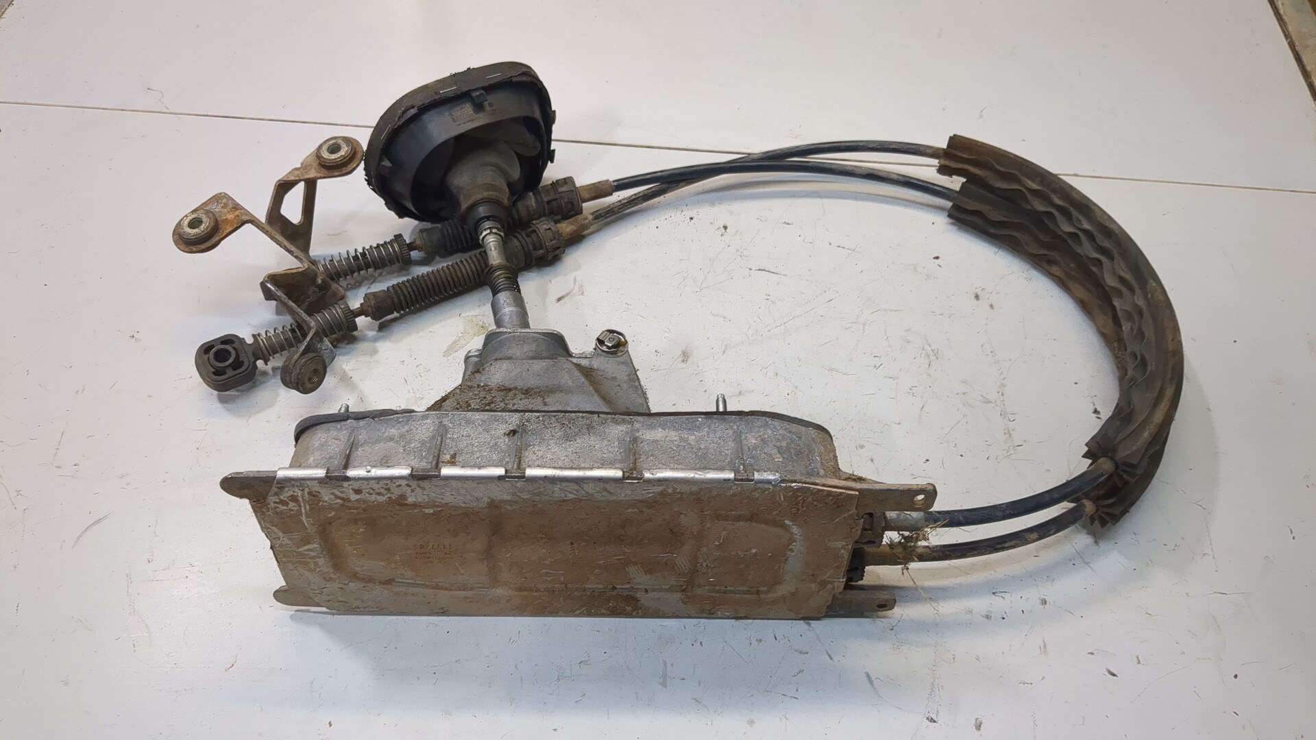 Кулиса МКПП / АКПП