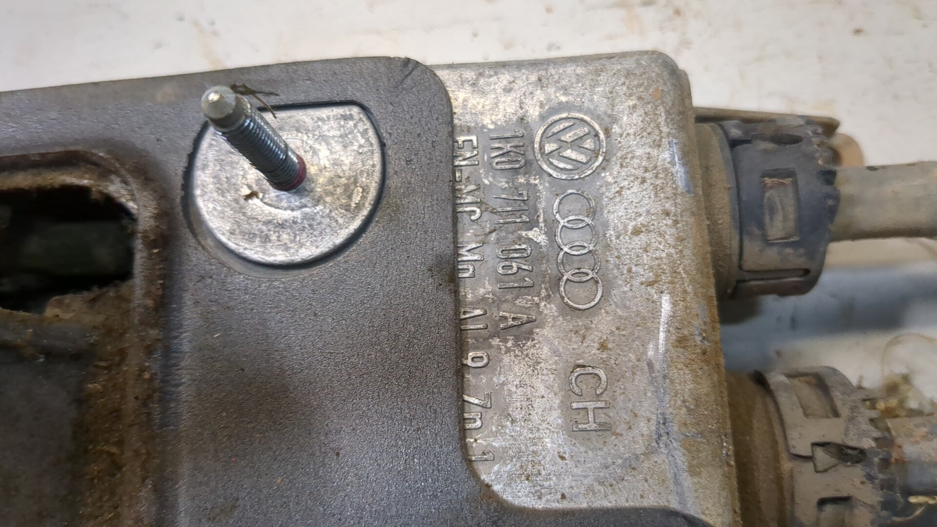 Кулиса МКПП / АКПП