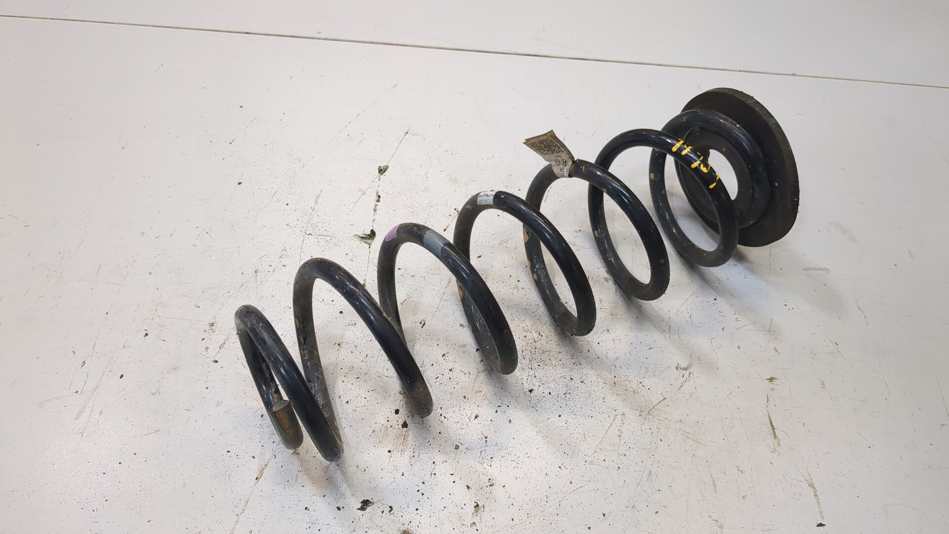 Пружина задняя