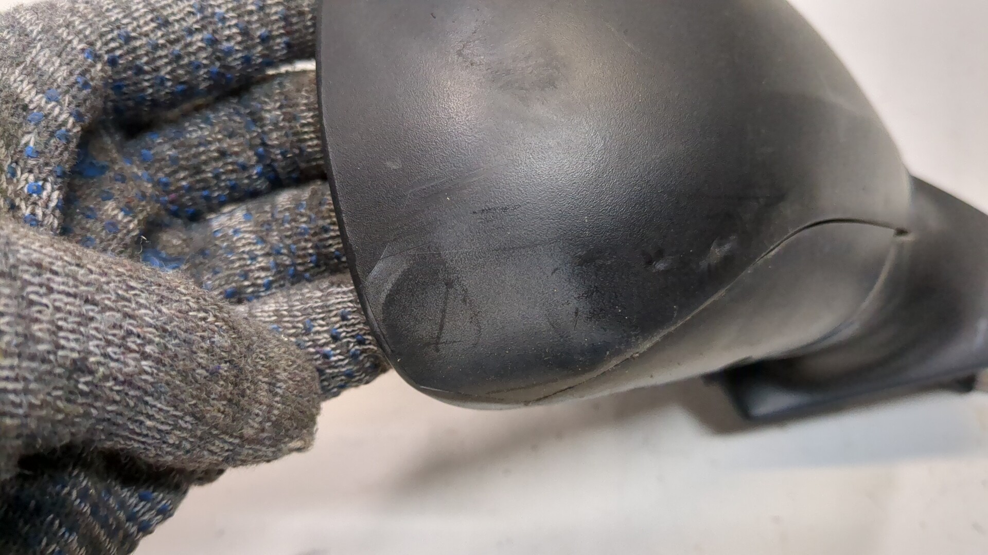 Зеркало правое электрическое