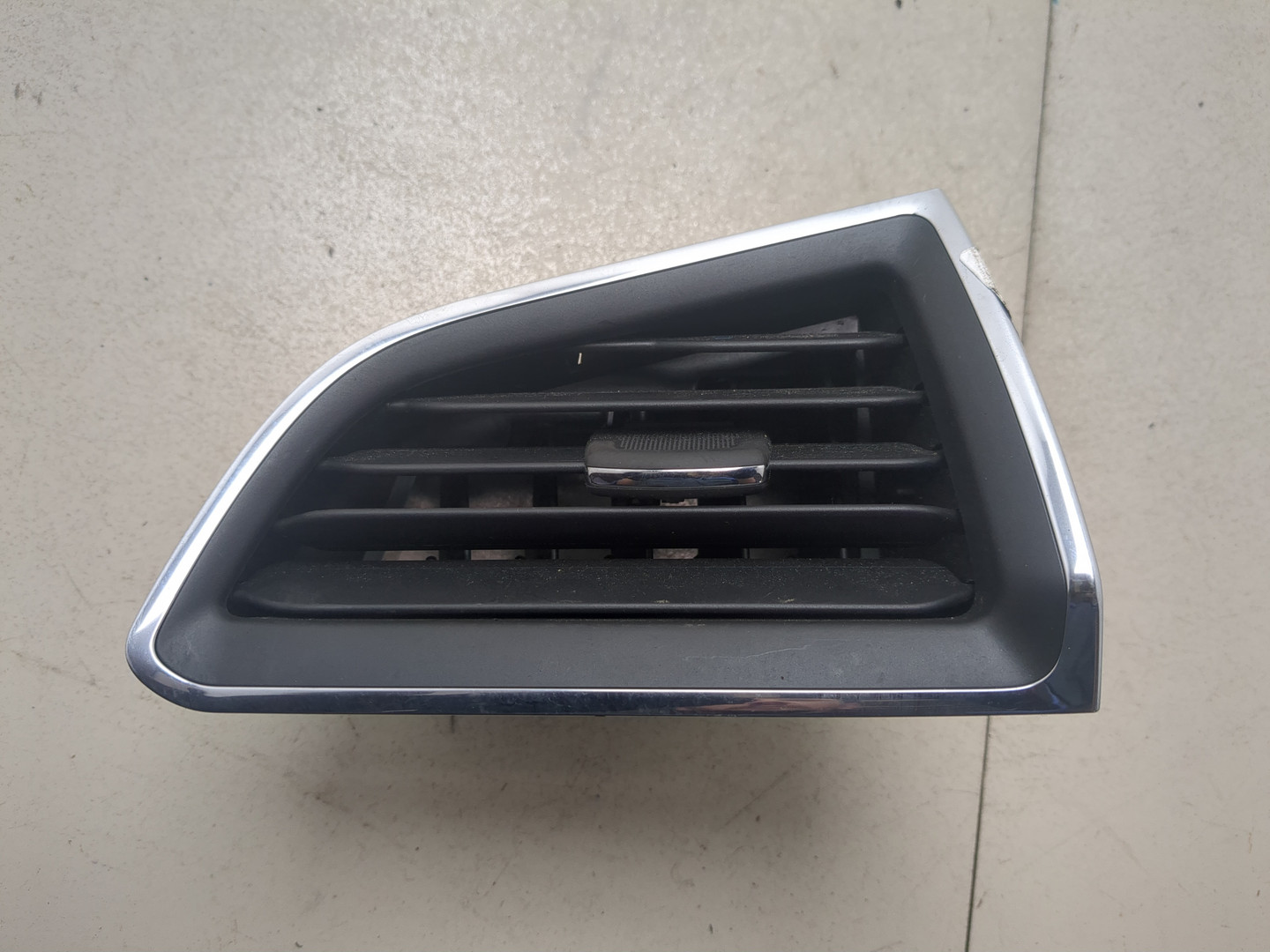 Дефлектор воздушный