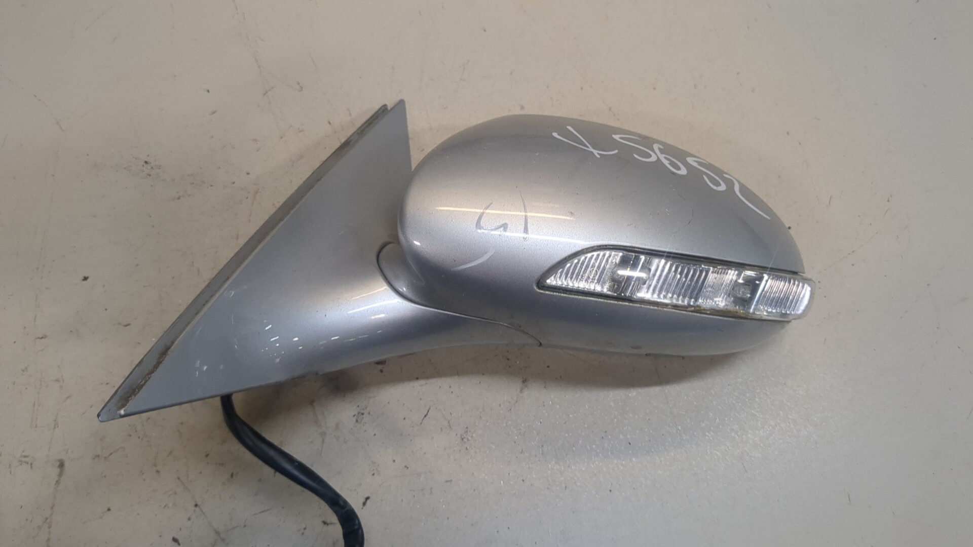 Зеркало левое электрическое