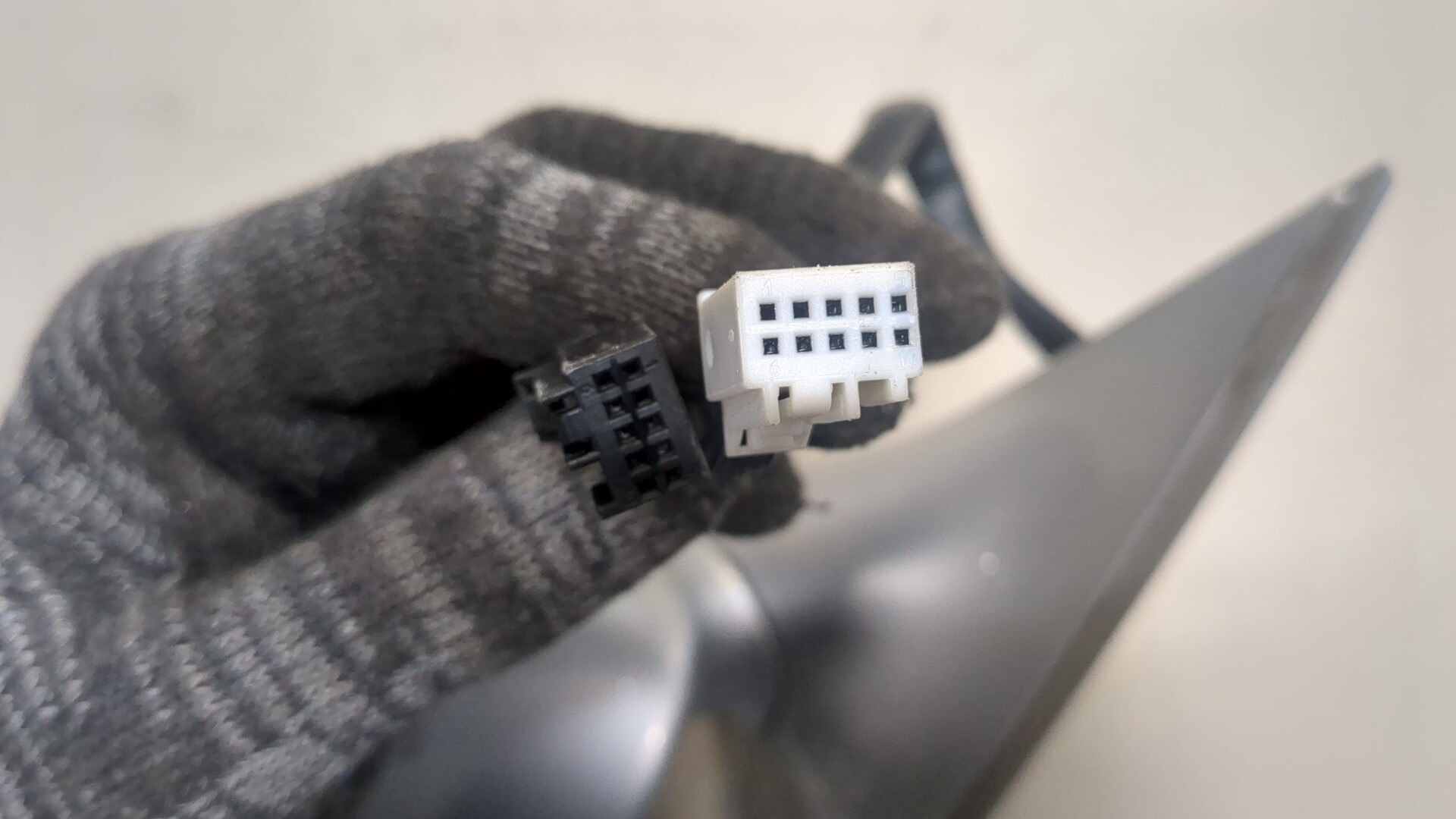 Зеркало левое электрическое