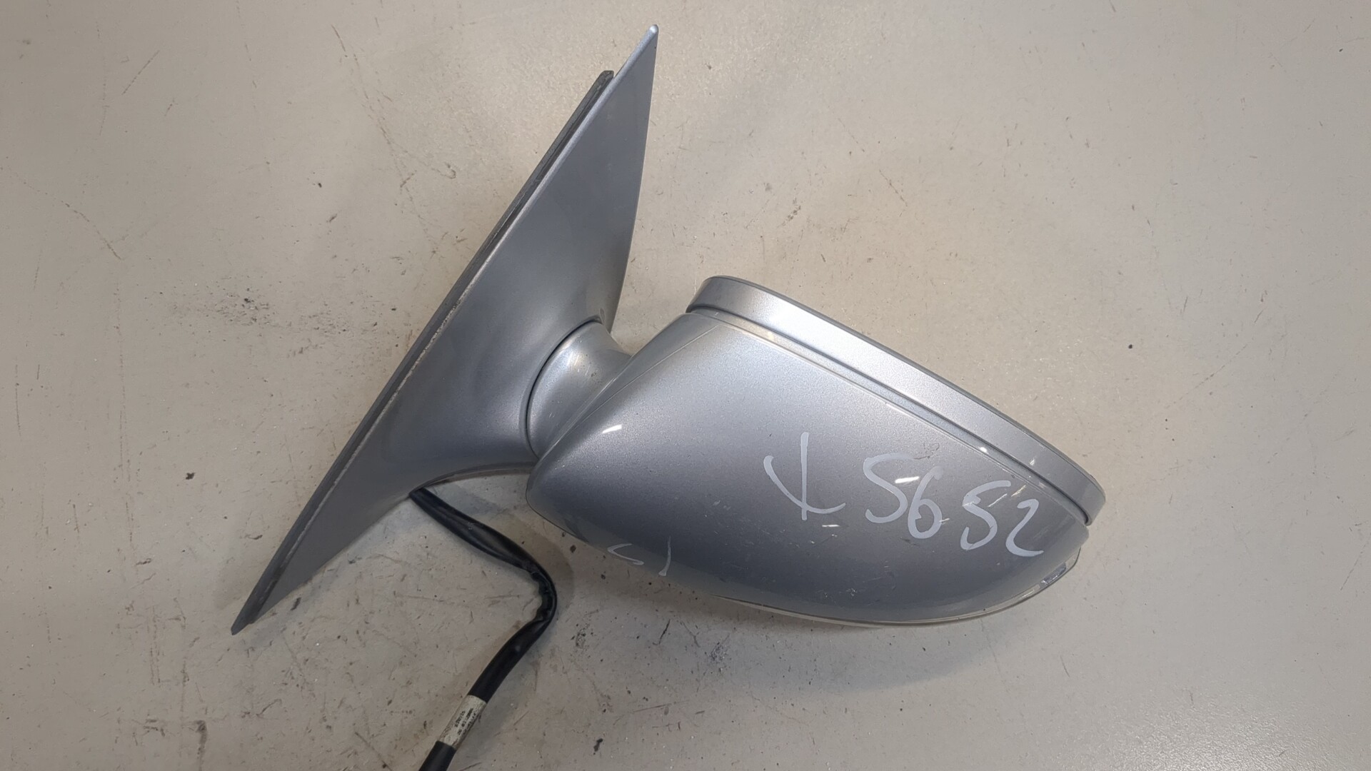 Зеркало левое электрическое