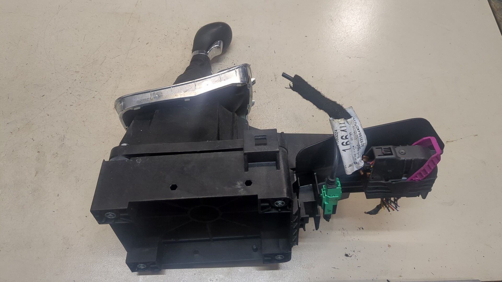 Кулиса МКПП / АКПП