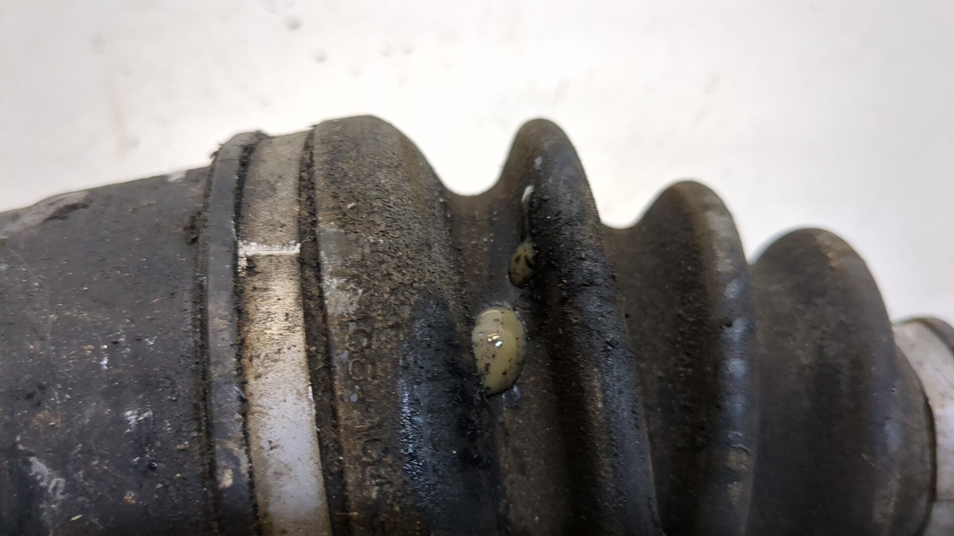 Полуось передняя правая