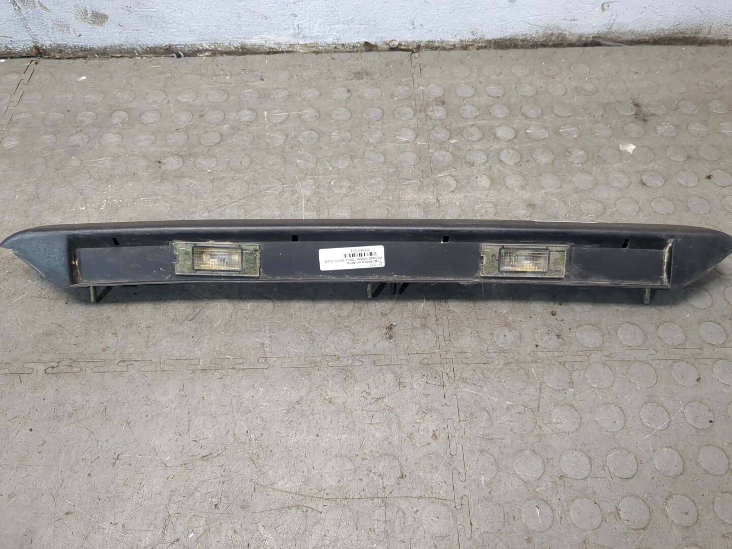 Фонарь подсветки номера