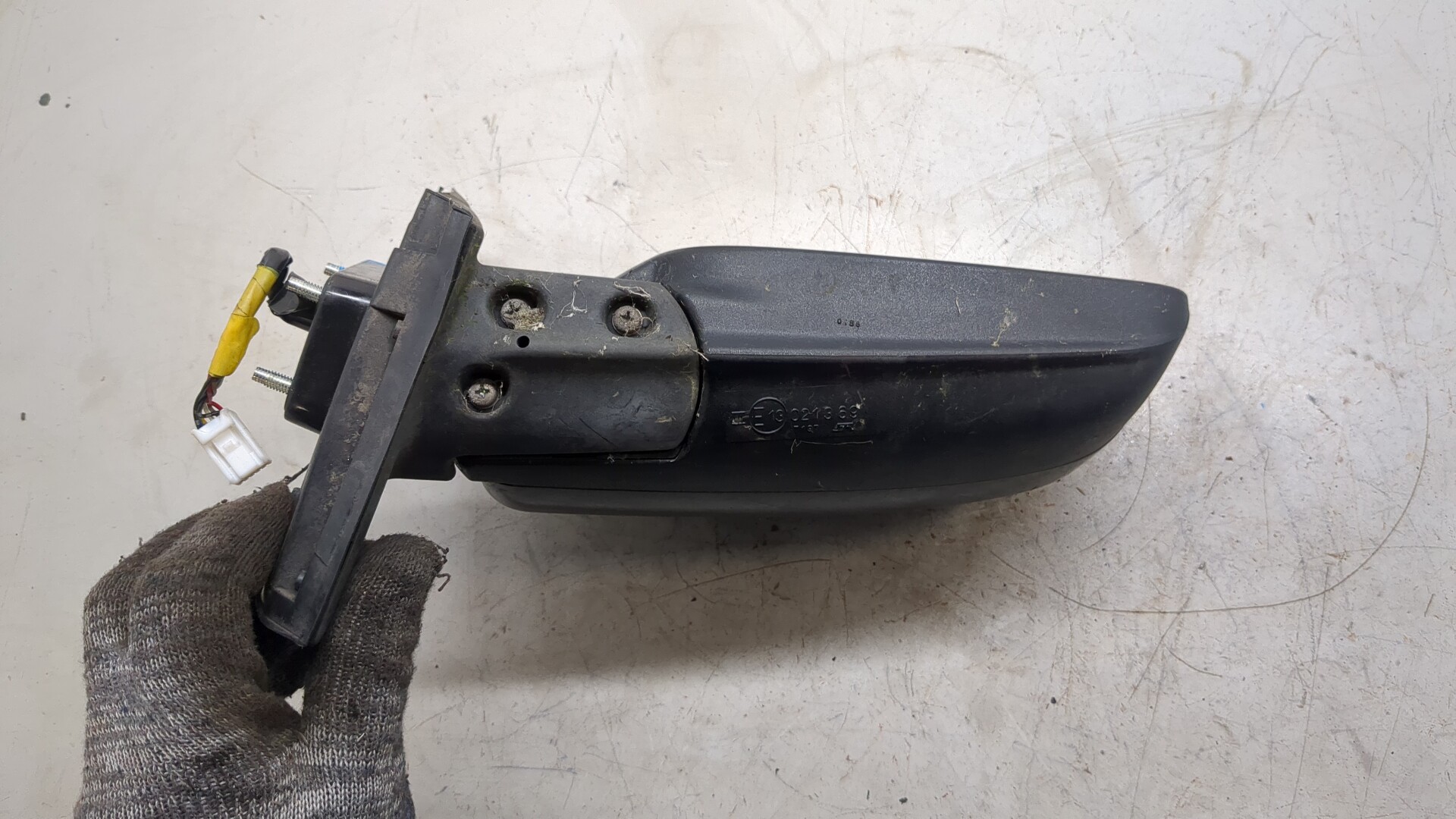 Зеркало правое электрическое