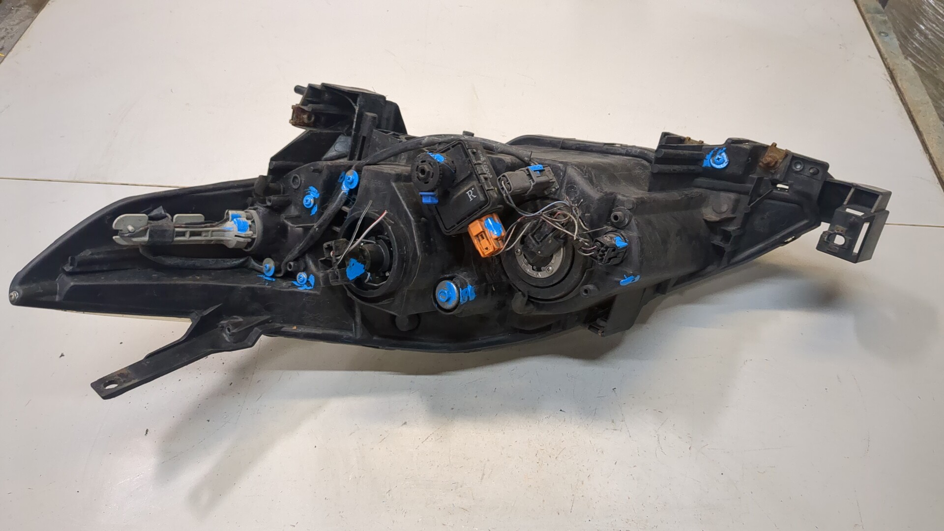 Фара правая