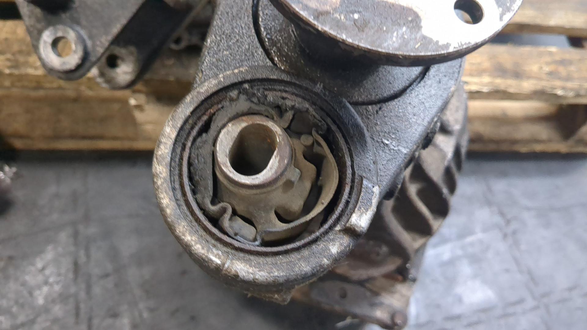 Редуктор переднего моста