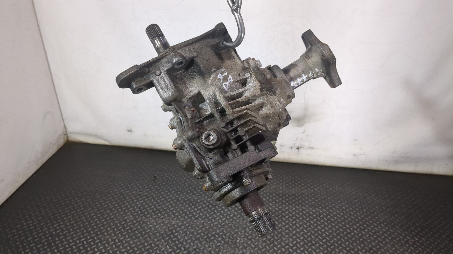 Коробка раздаточная