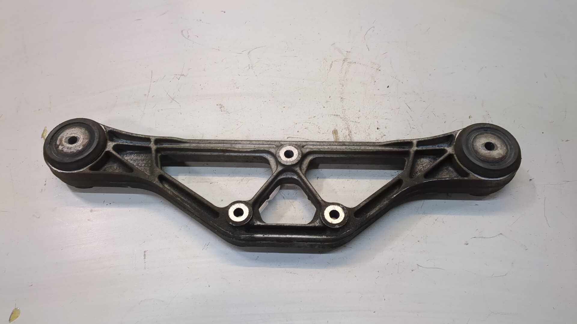 Кронштейн редуктора