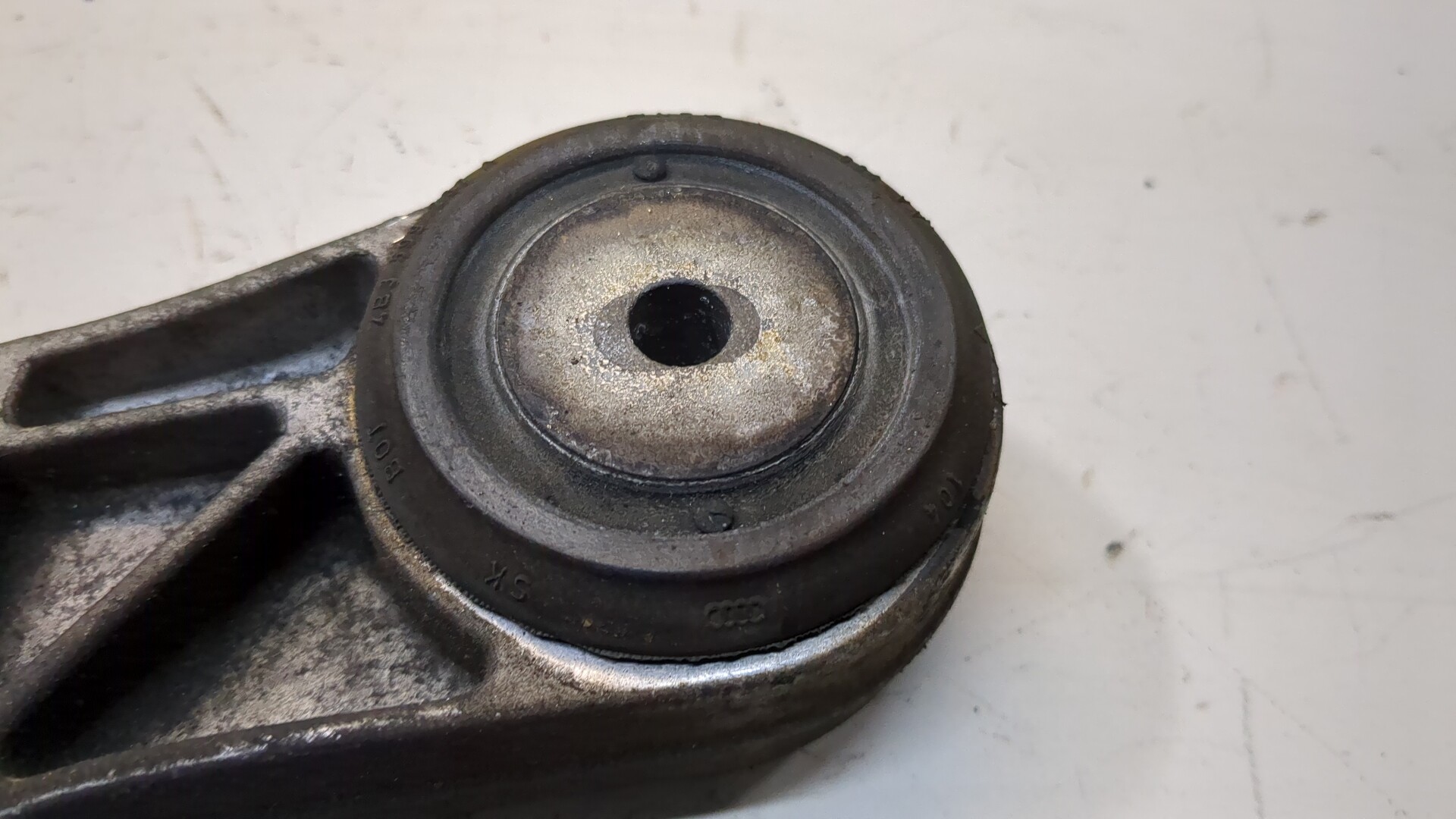 Кронштейн редуктора