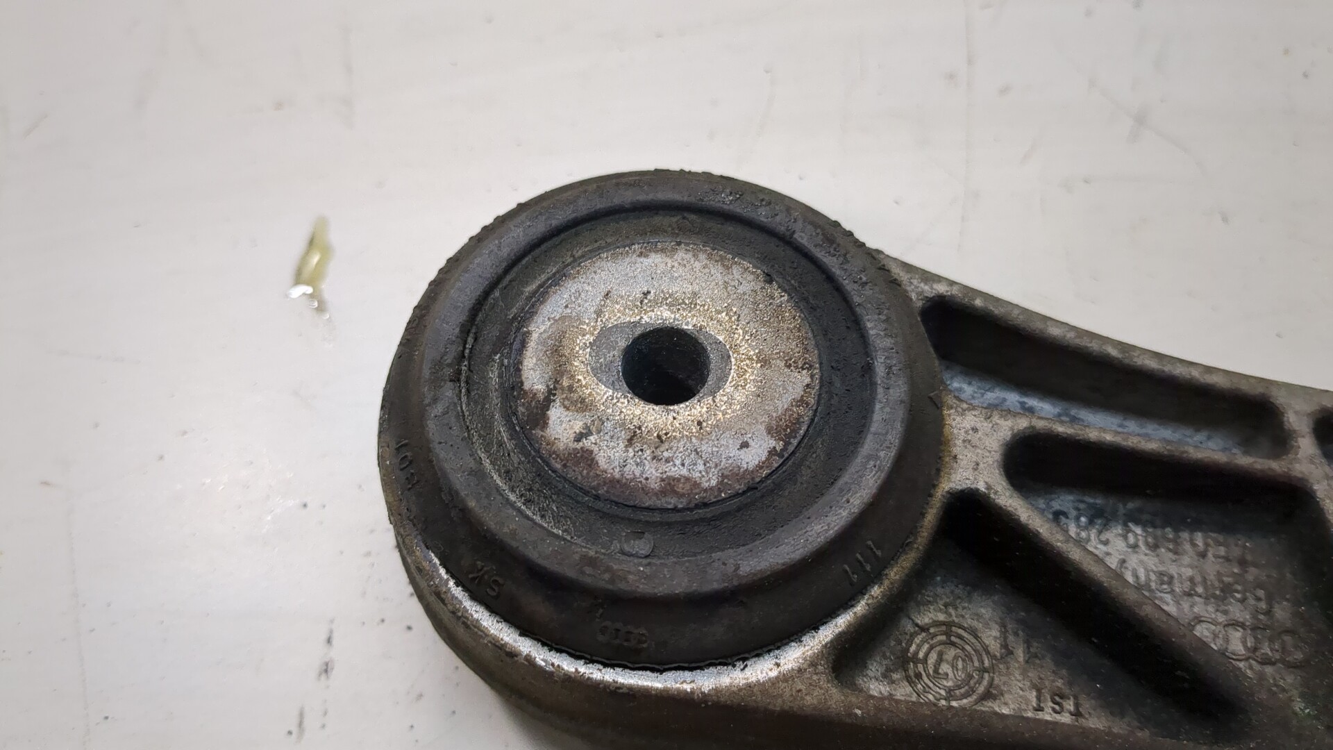 Кронштейн редуктора