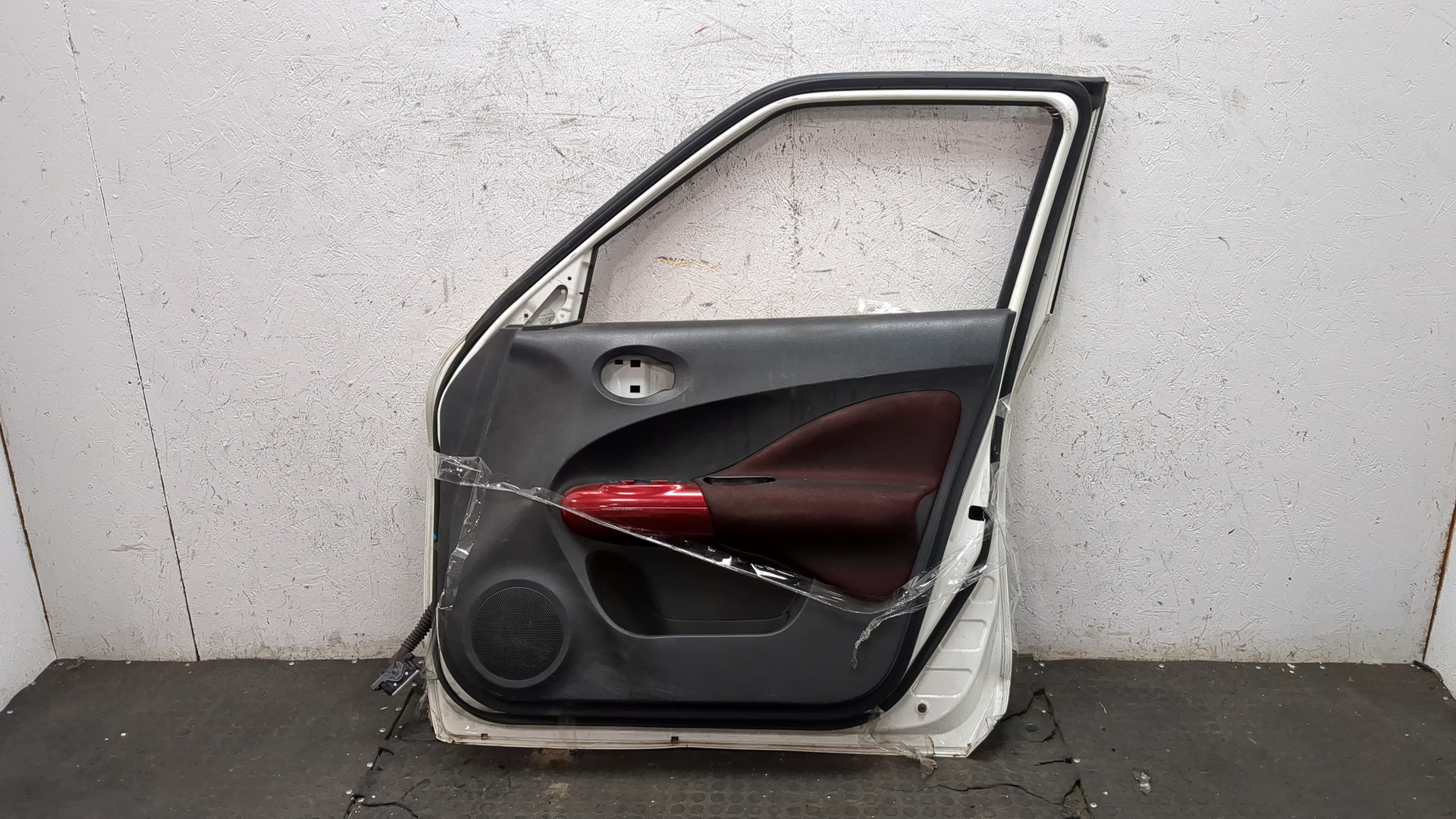 Дверь передняя правая