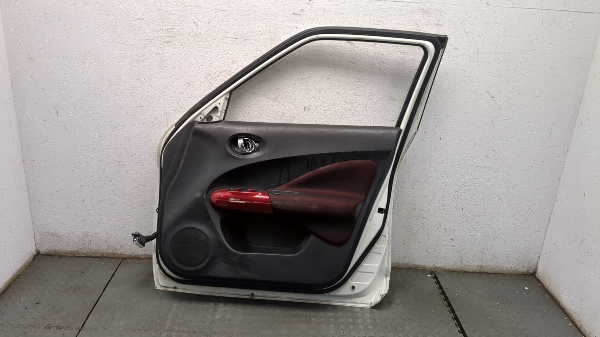 Дверь передняя правая