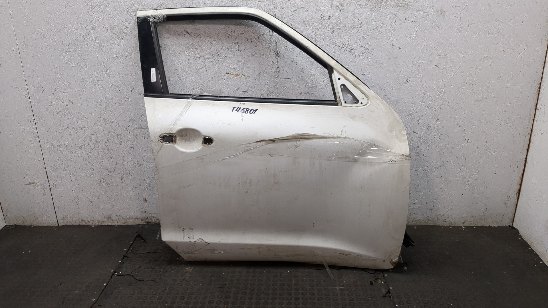 Дверь передняя правая