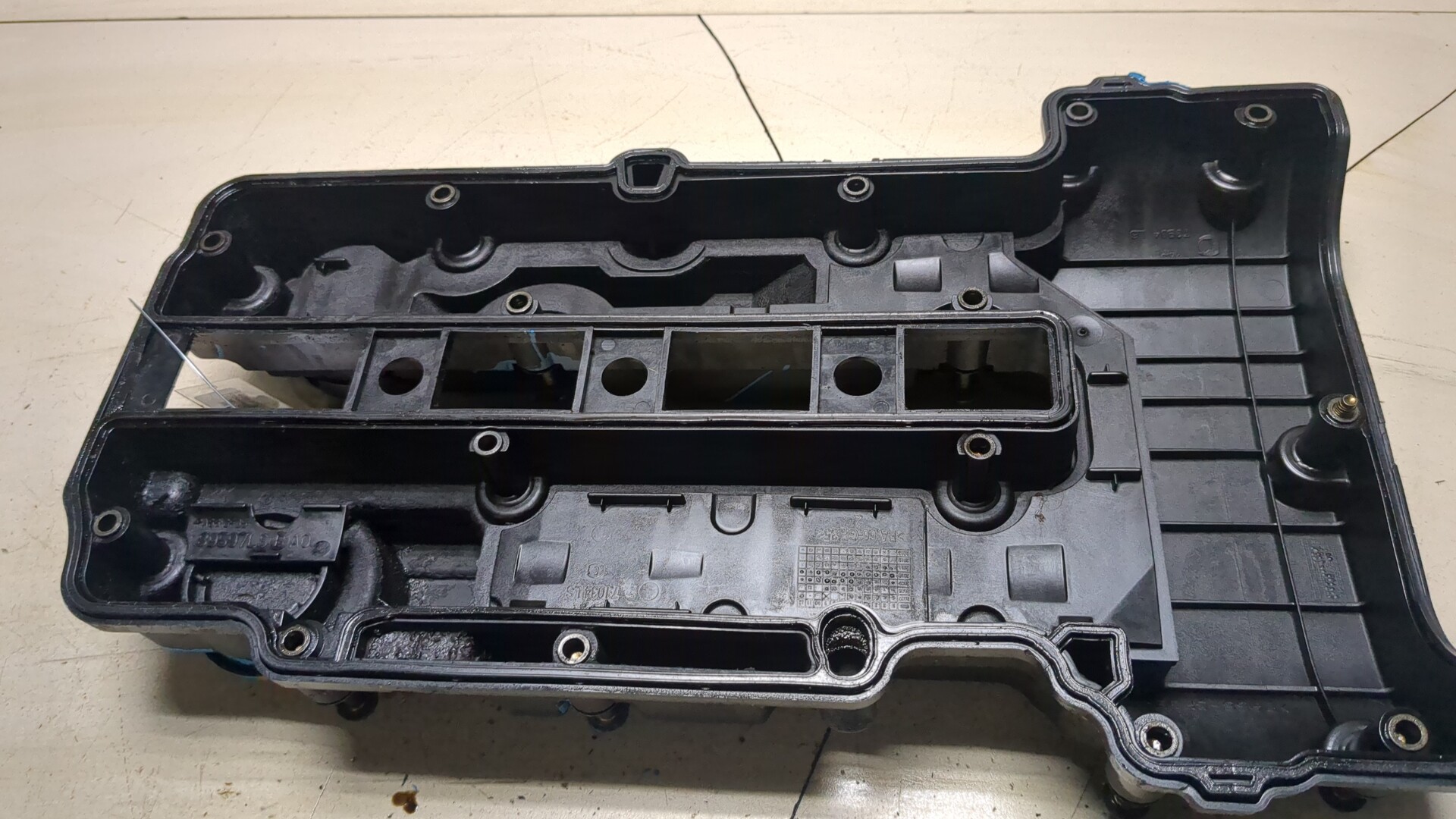 Крышка клапанная ГБЦ