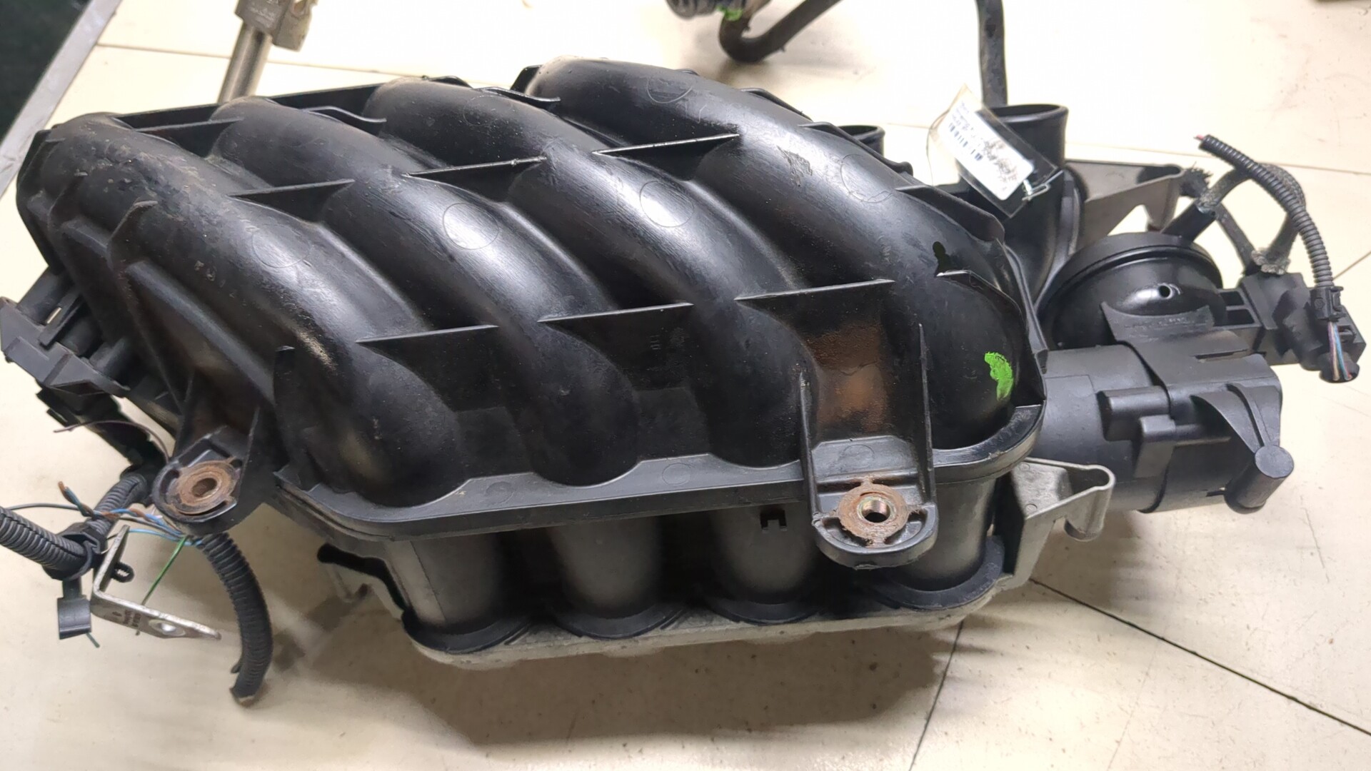 Коллектор впускной