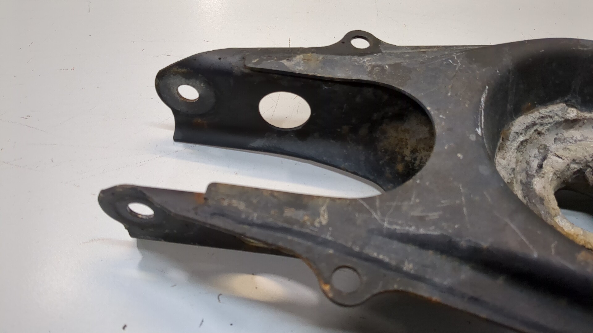 Рычаг задний