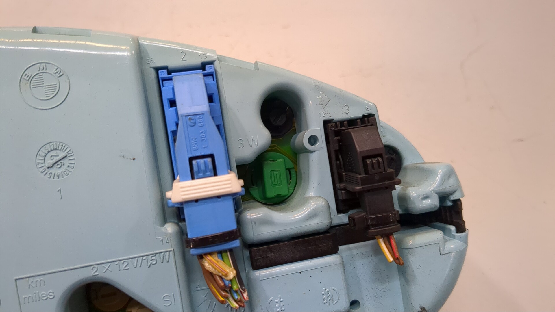 Панель приборов