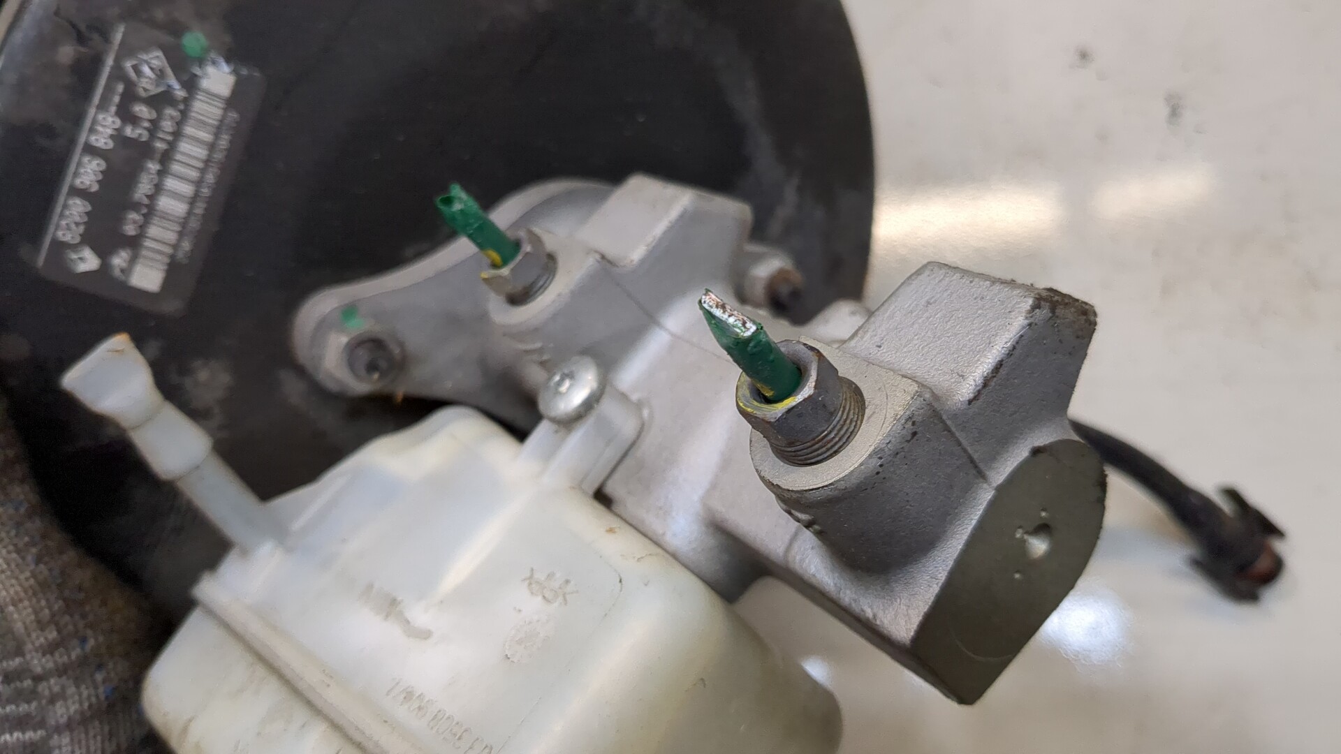 Цилиндр тормозной главный