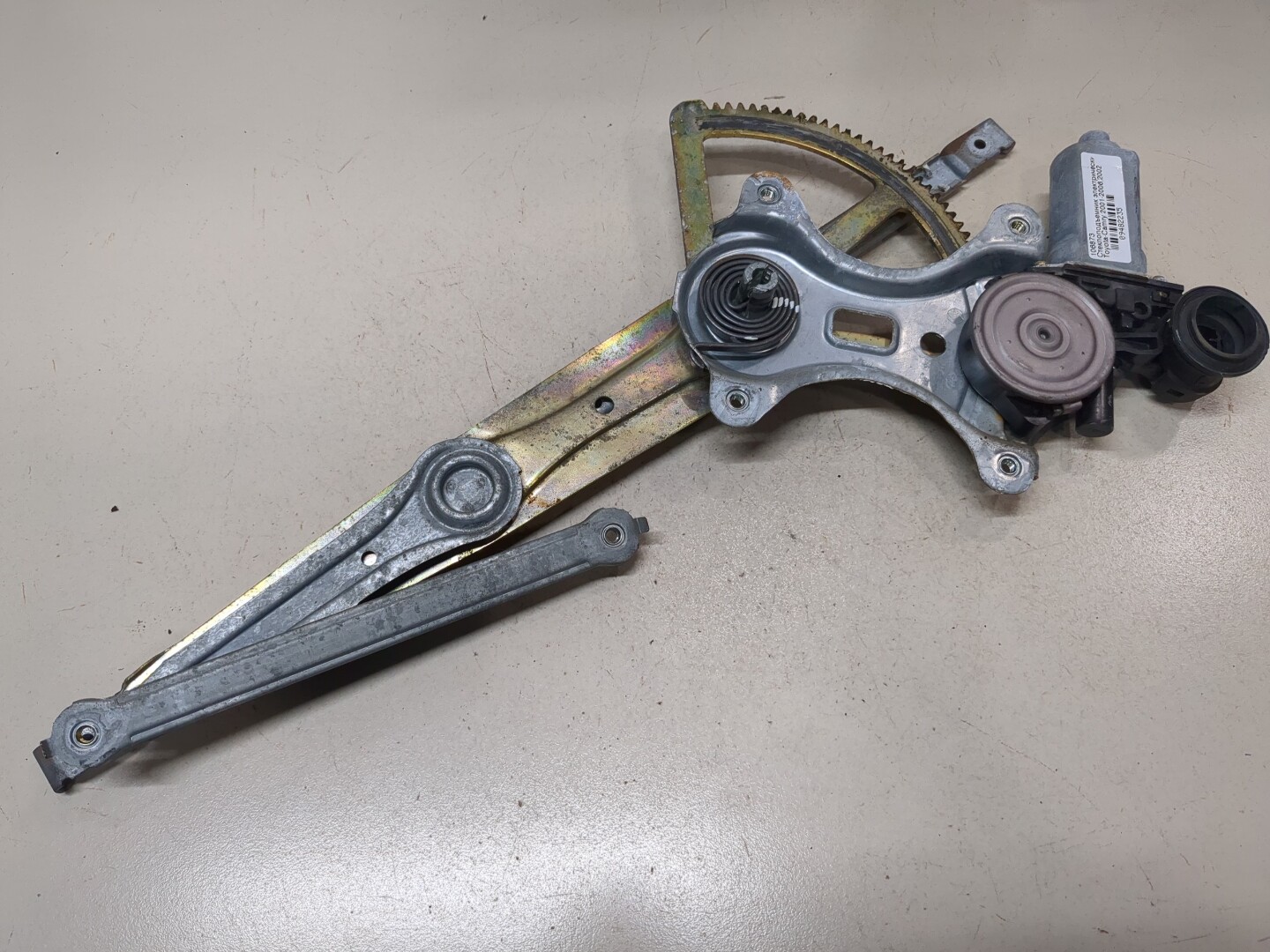 Стеклоподъемник электр. передний левый