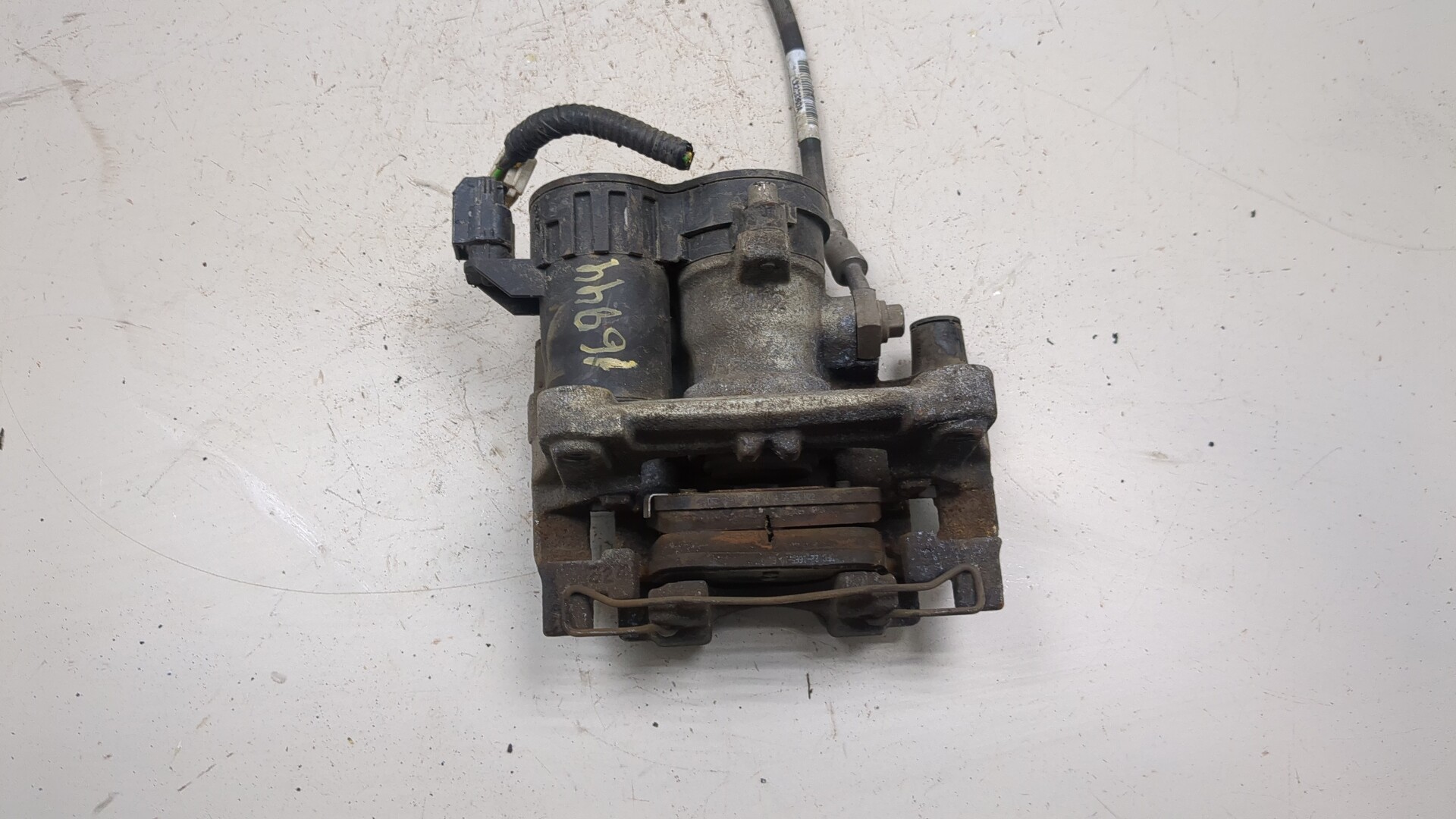 Суппорт задний правый