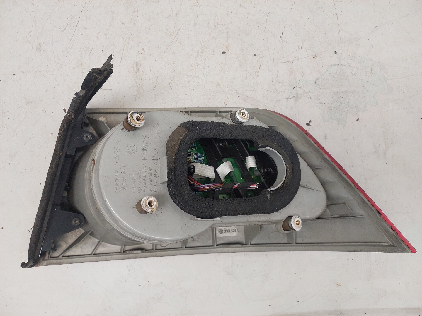 Фонарь задний левый