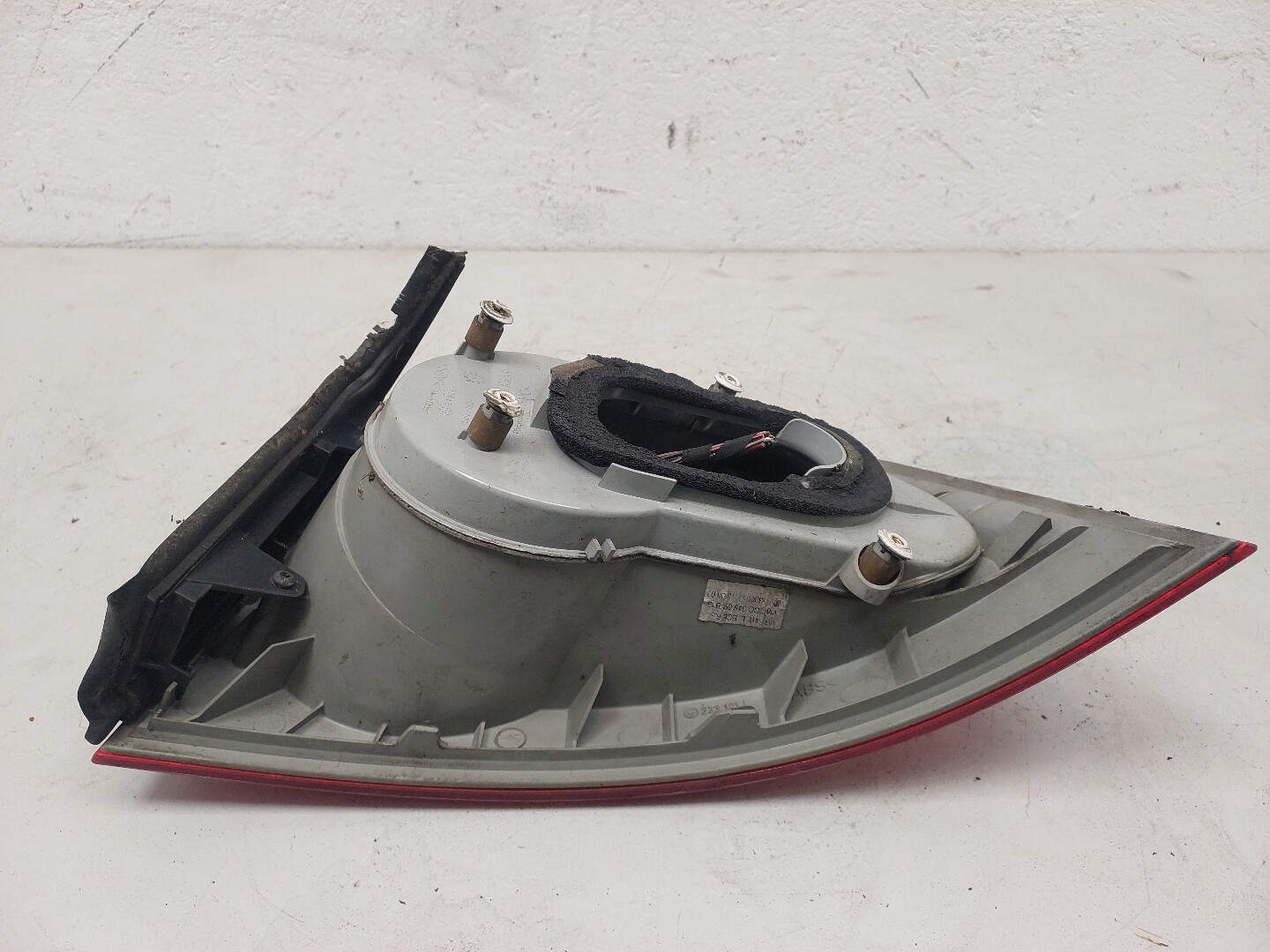 Фонарь задний левый