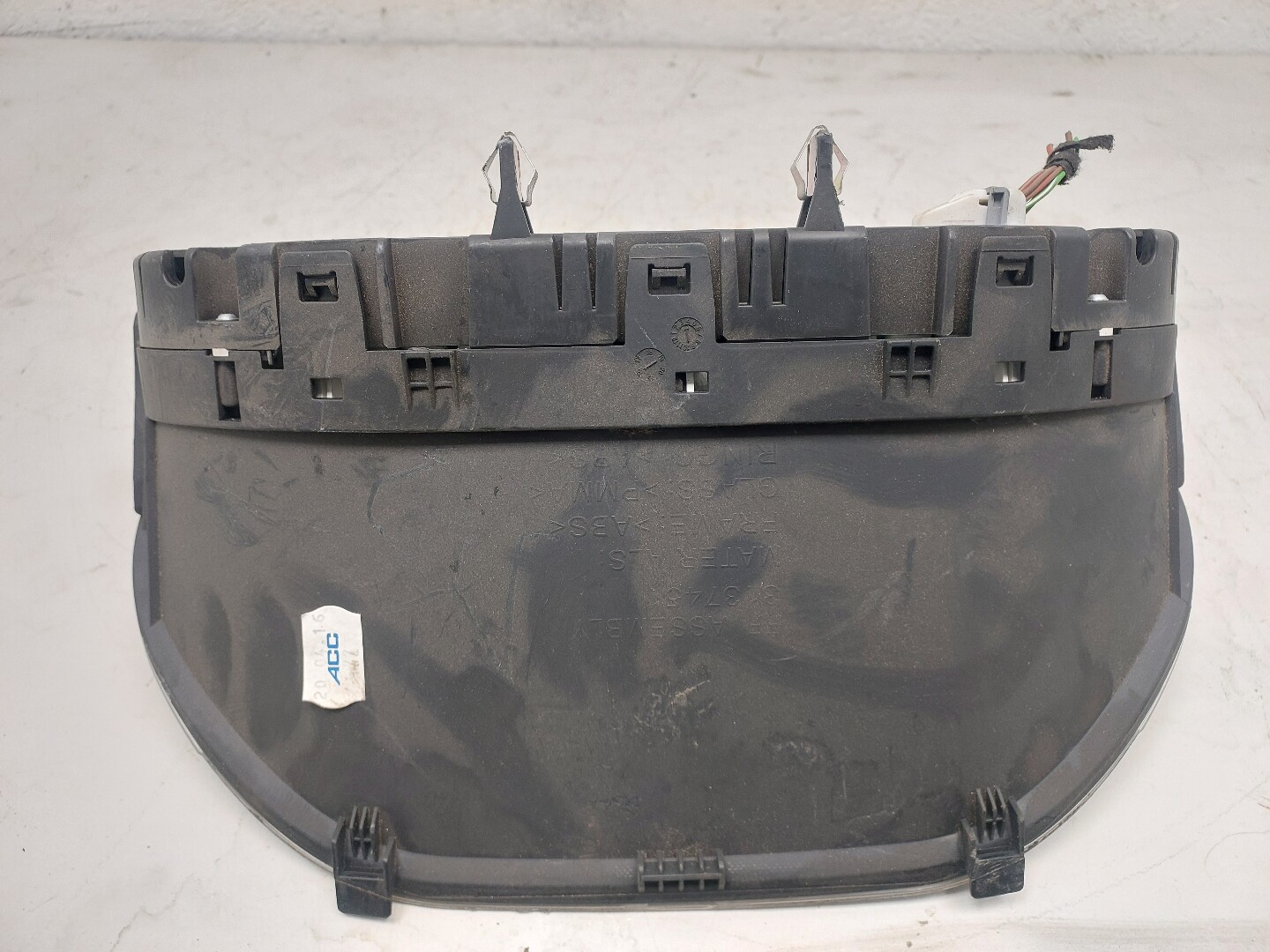 Панель приборов