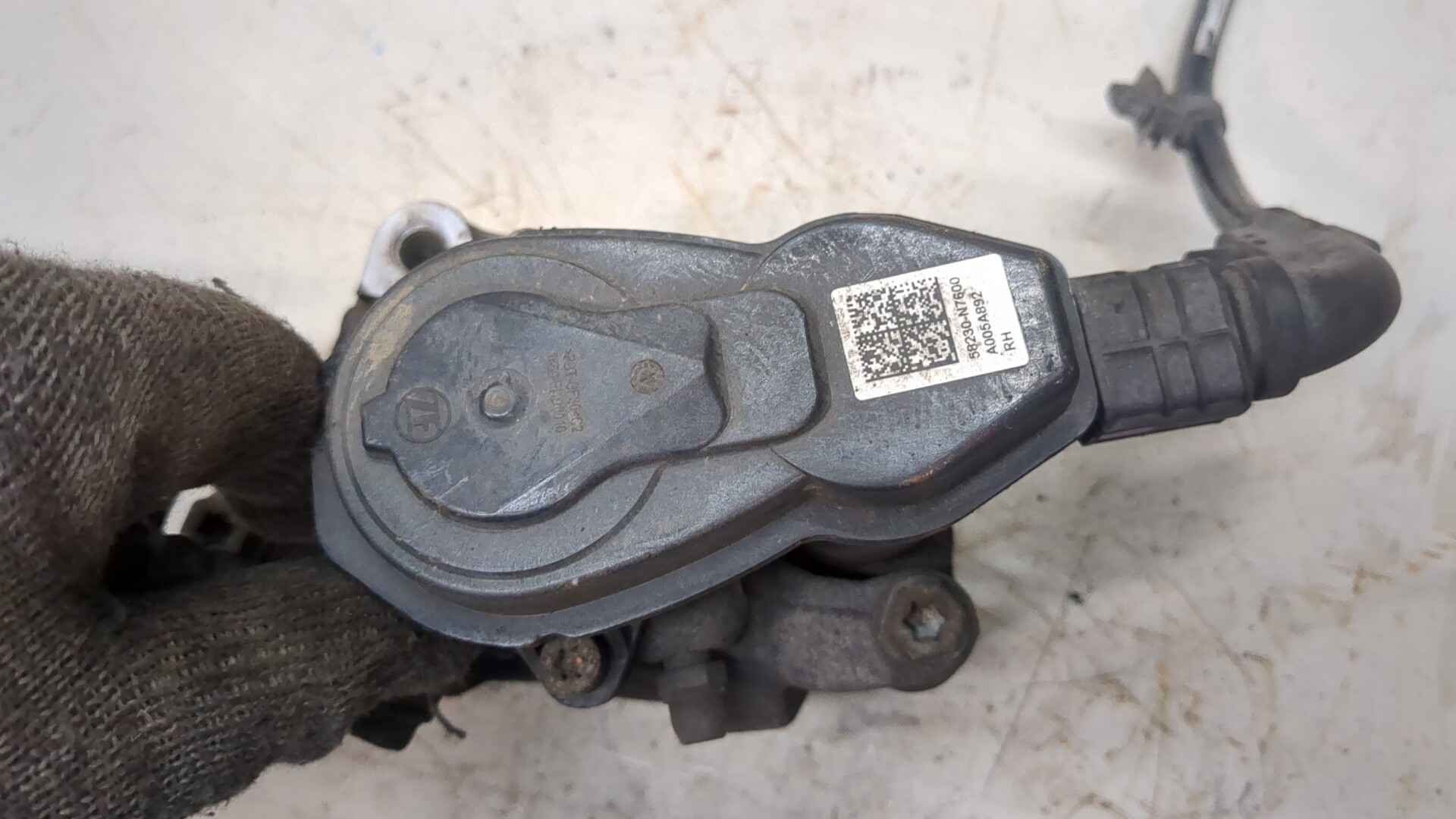 Суппорт задний правый