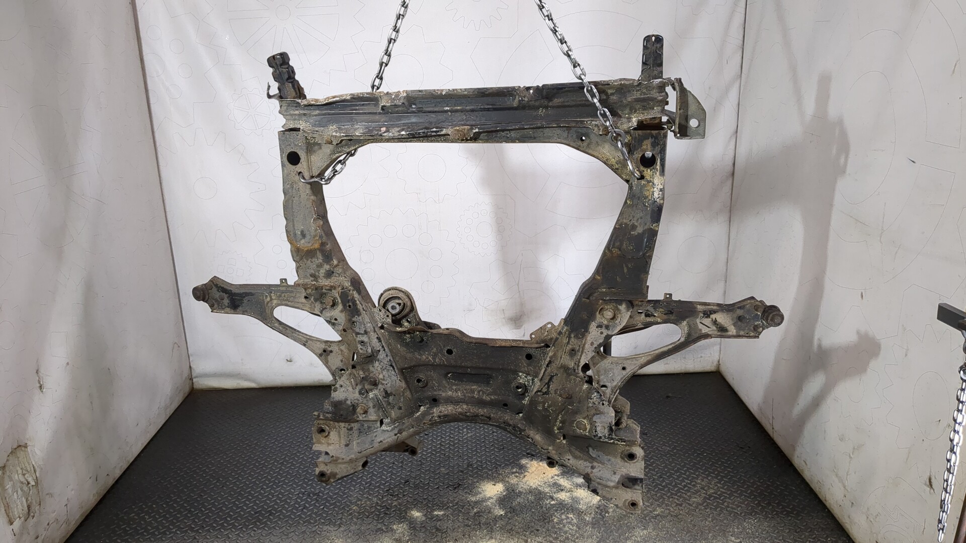 Балка подмоторная