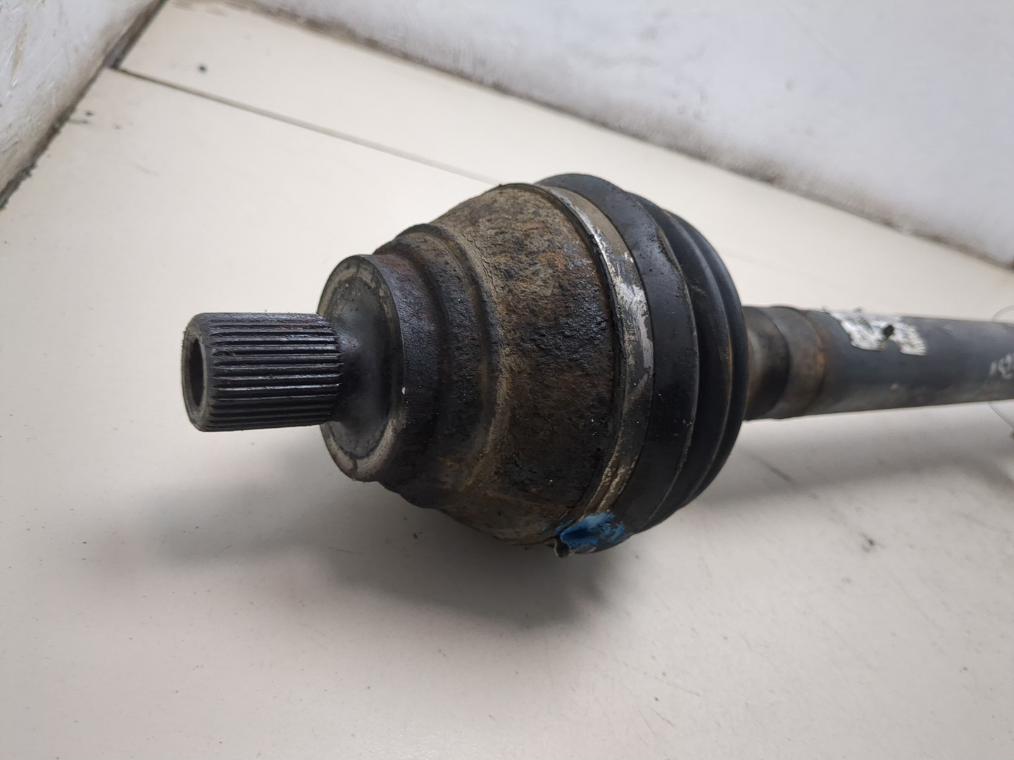 Полуось передняя правая