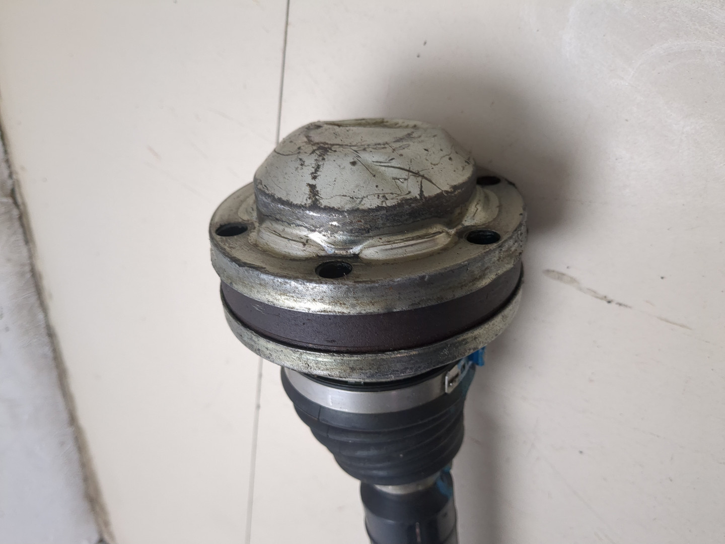 Полуось передняя правая