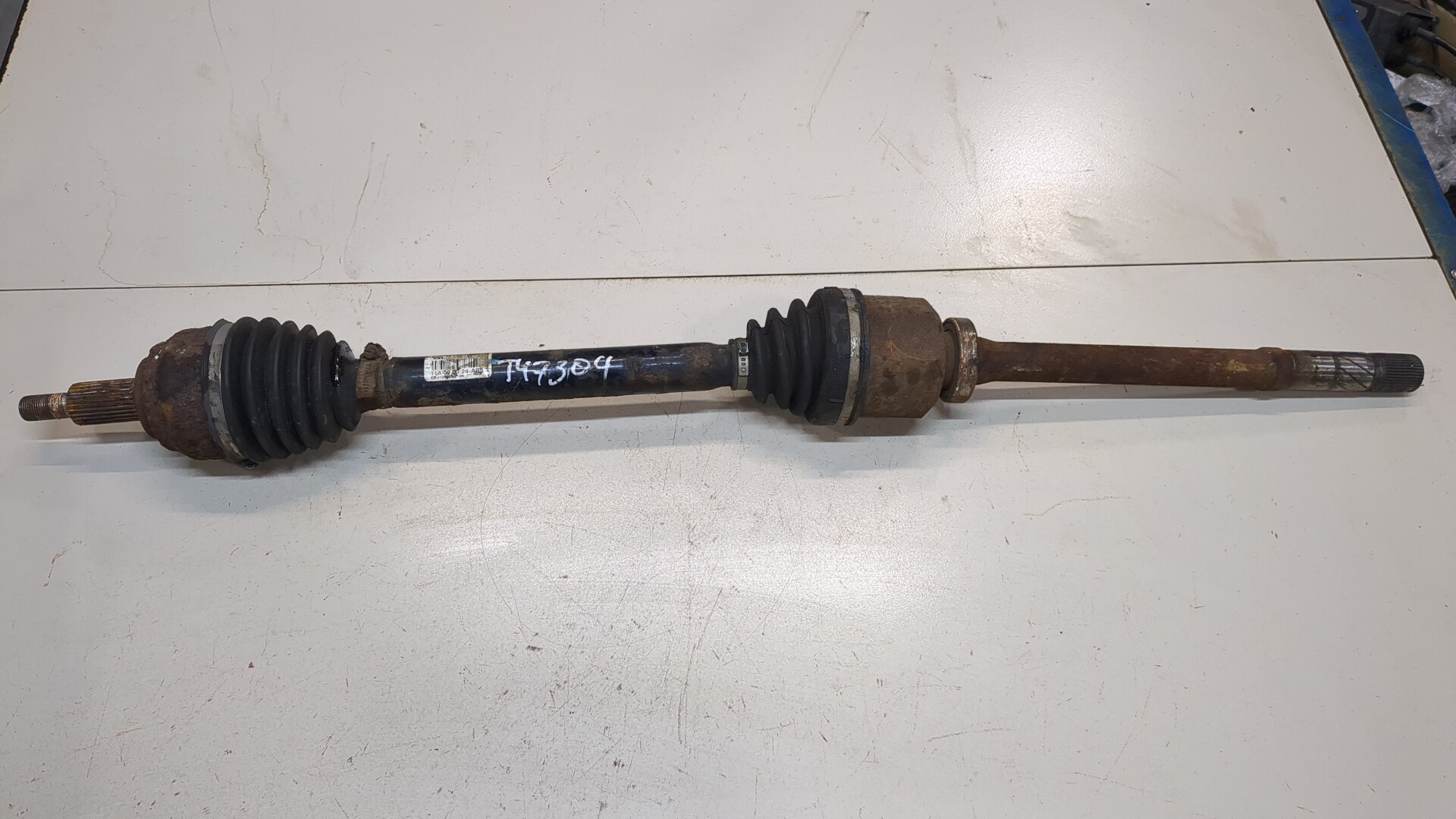 Полуось передняя правая