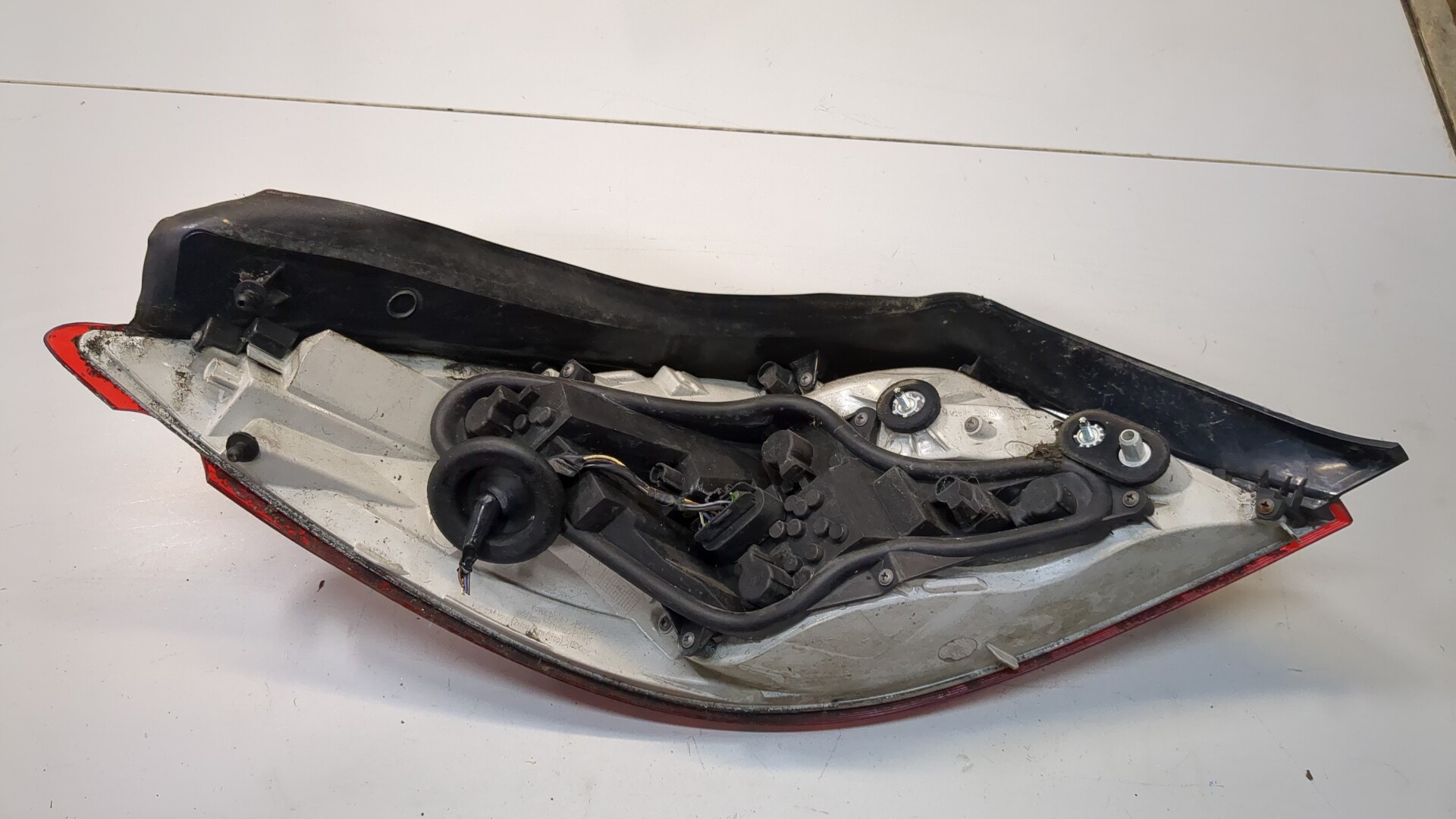 Фонарь задний правый