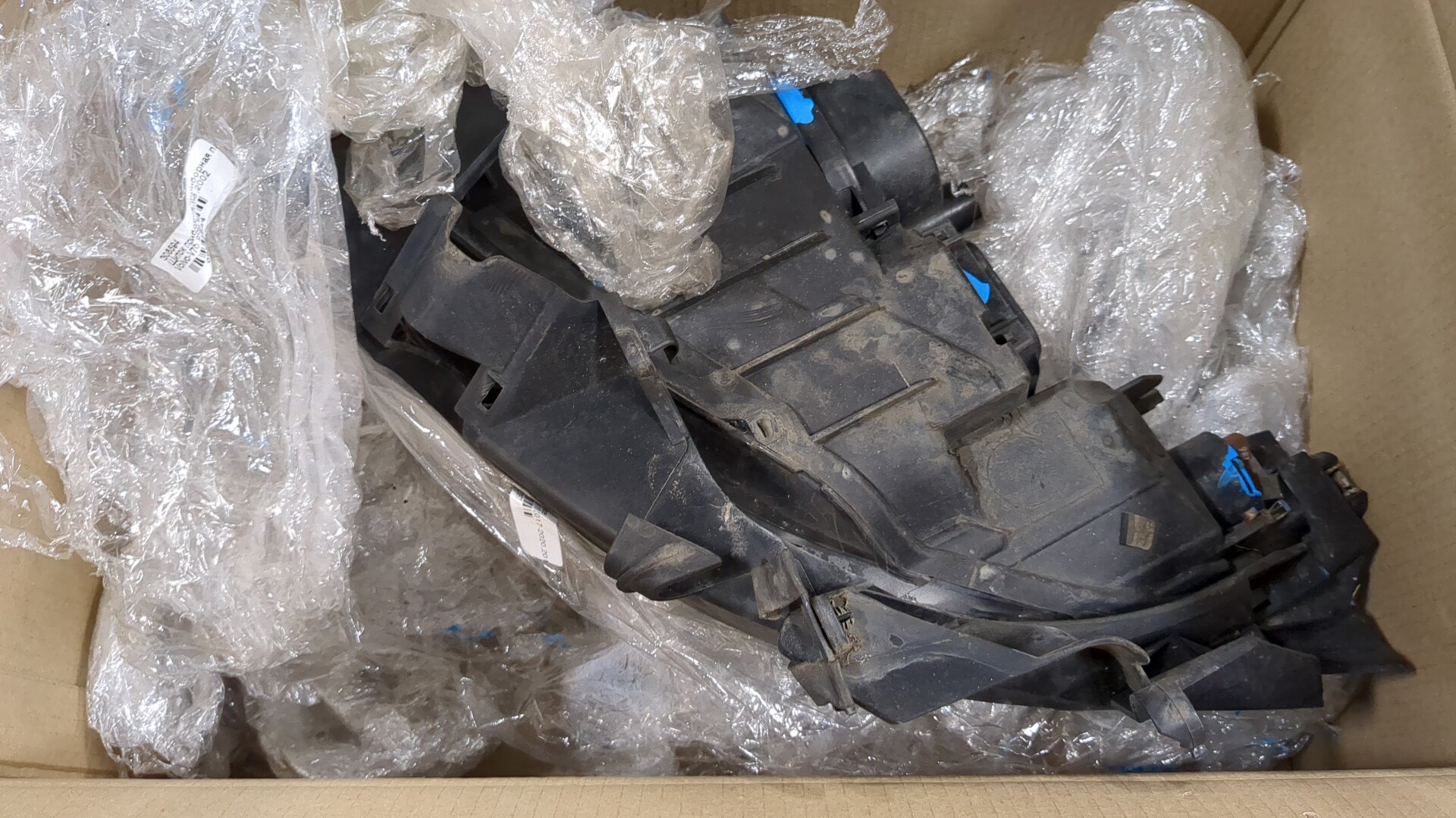 Фара правая