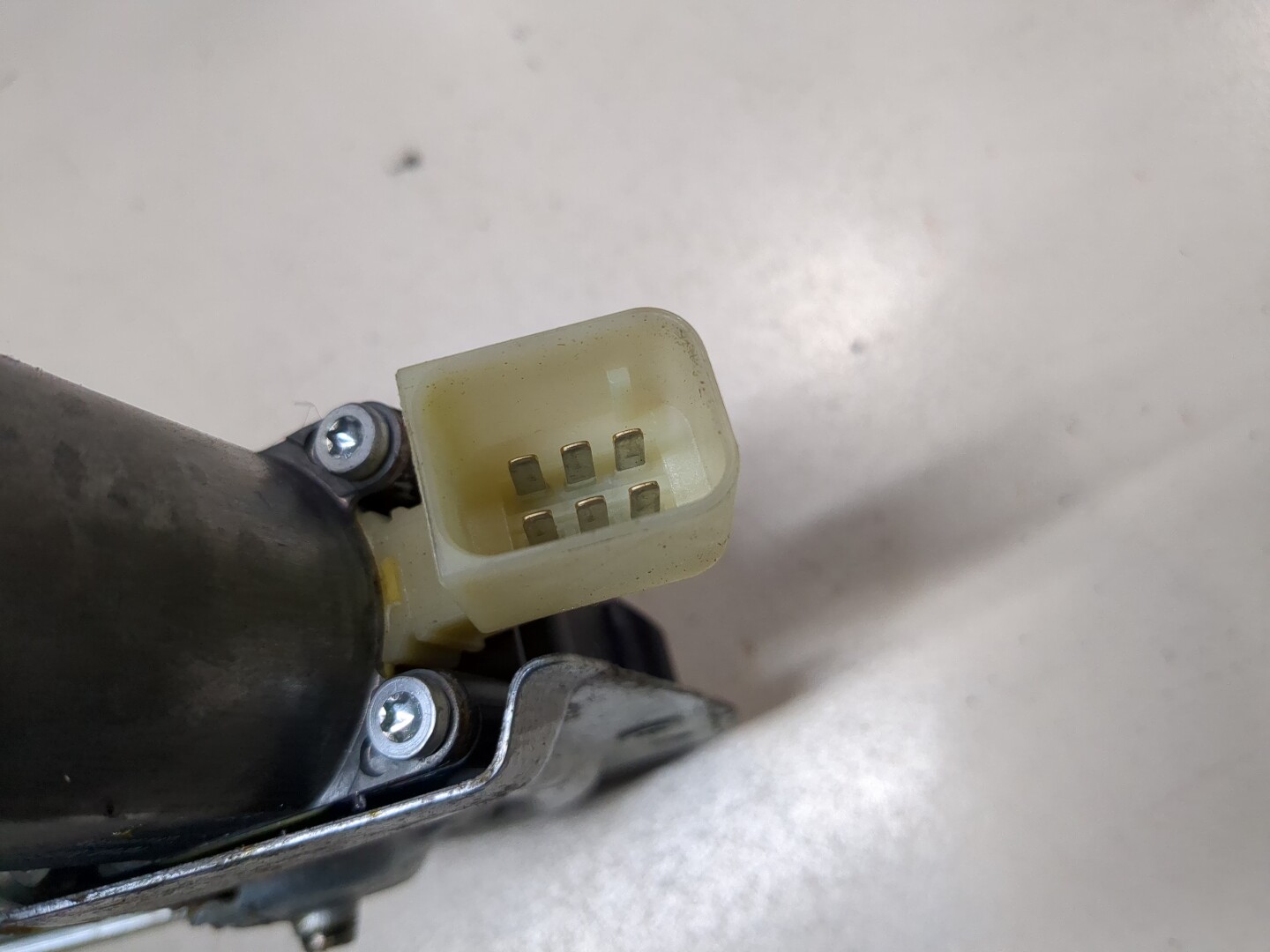 Стеклоподъемник электр. передний левый