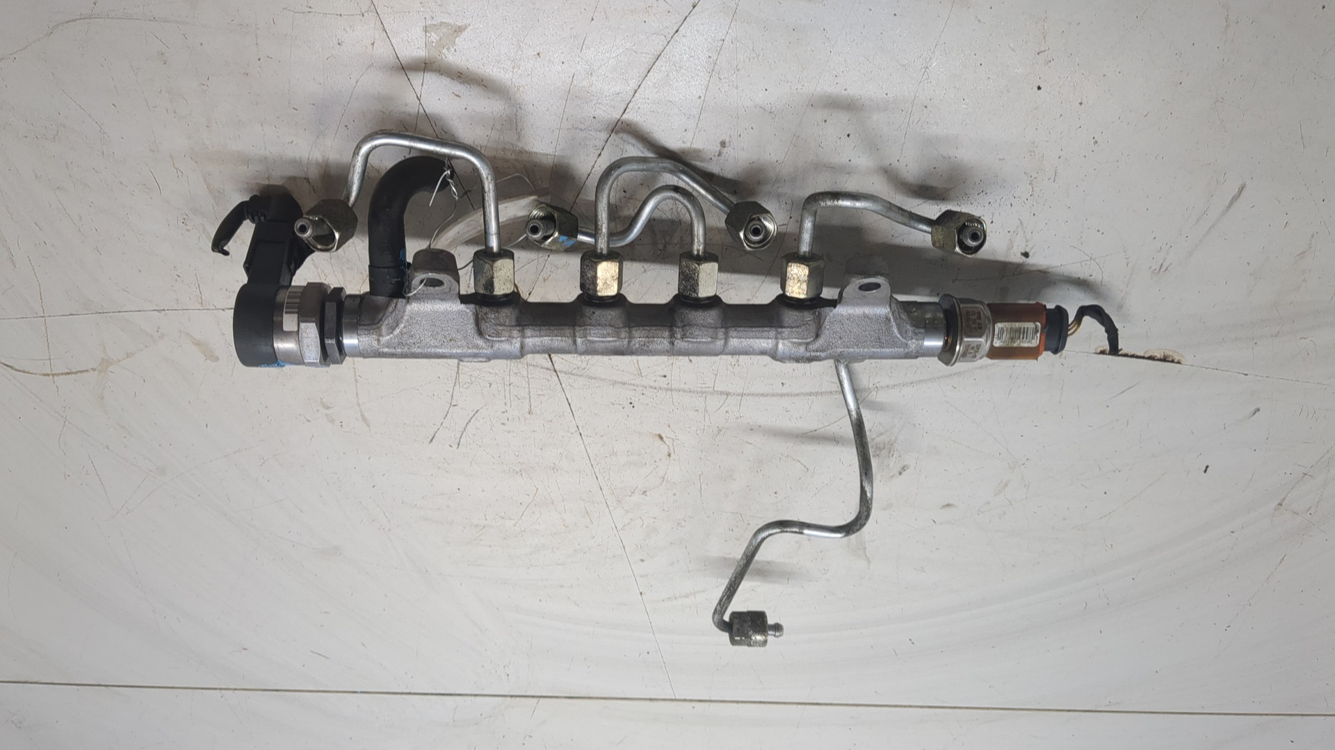 Рейка топливная (рампа)