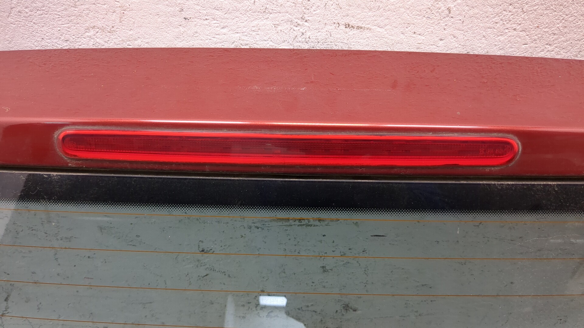 Дверь багажника