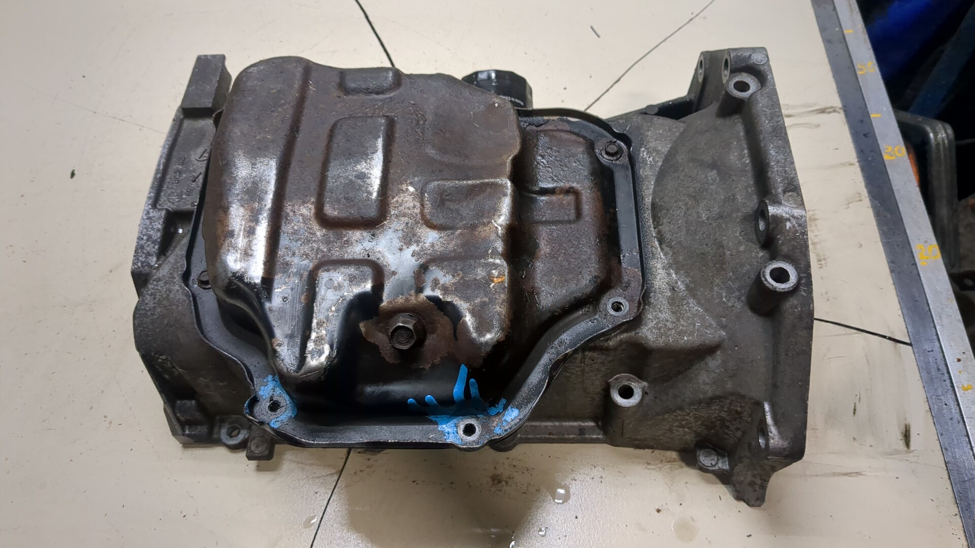 Поддон масляный двигателя (картер)