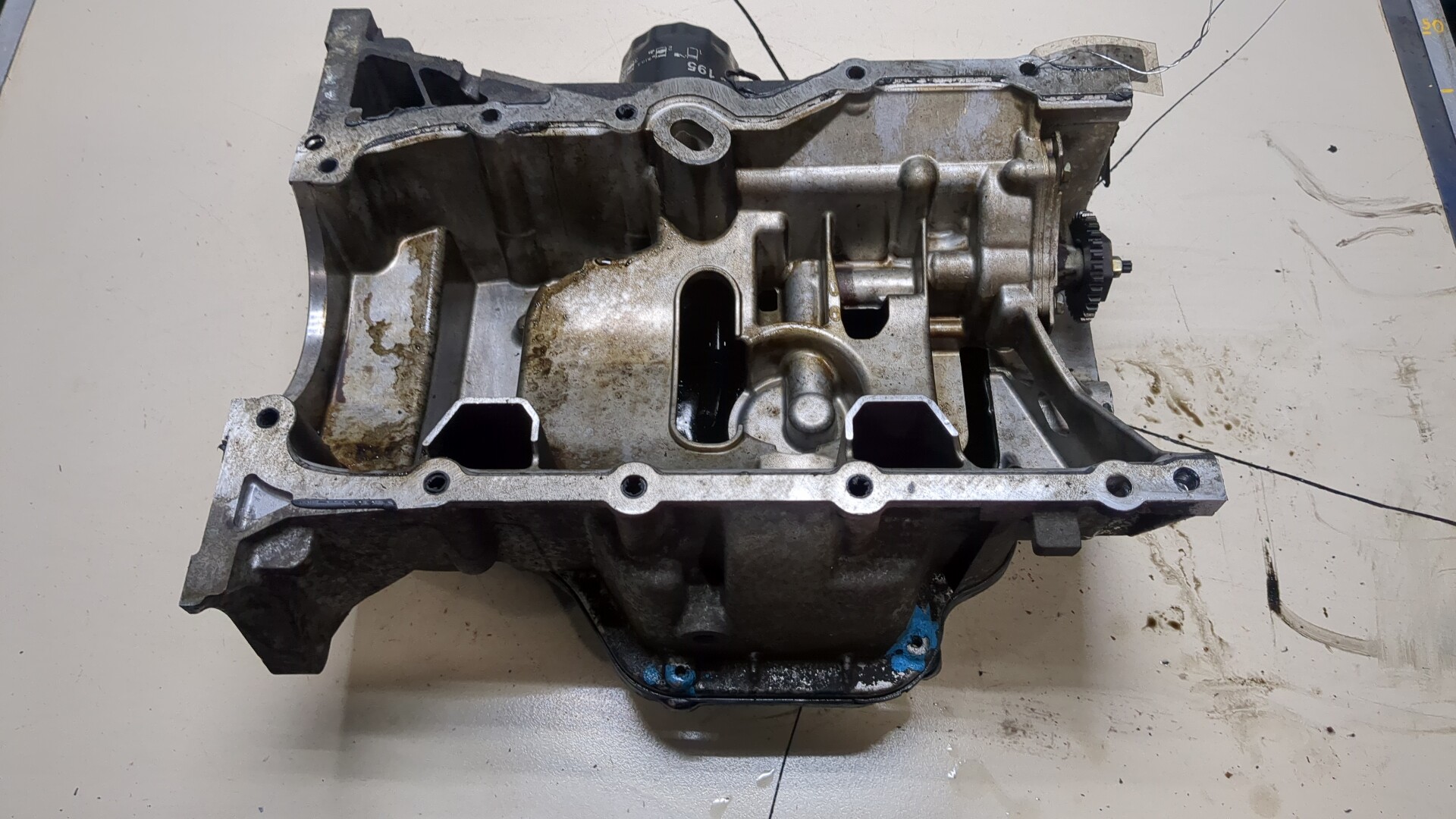 Поддон масляный двигателя (картер)