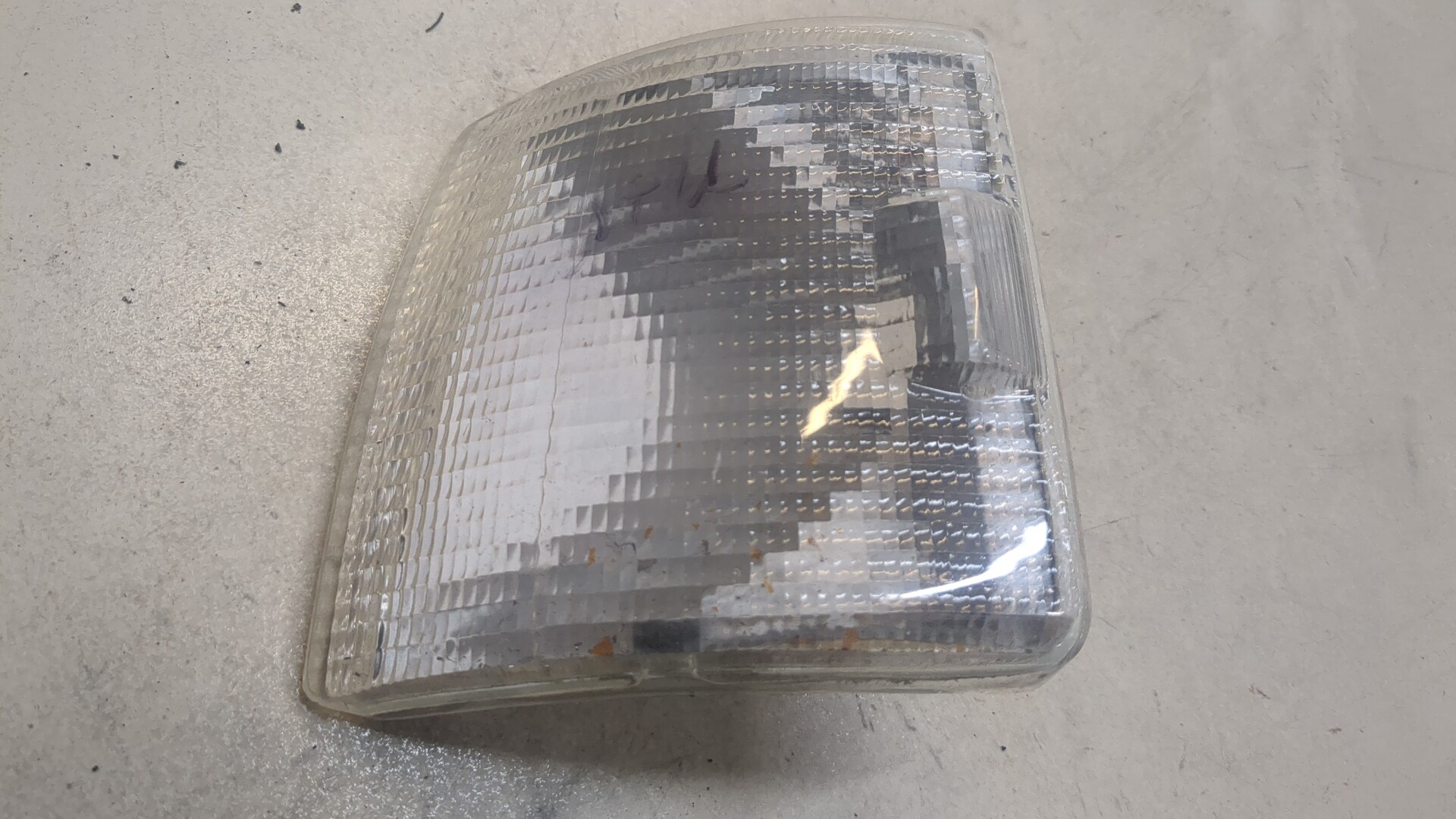 Повторитель на крыло левый