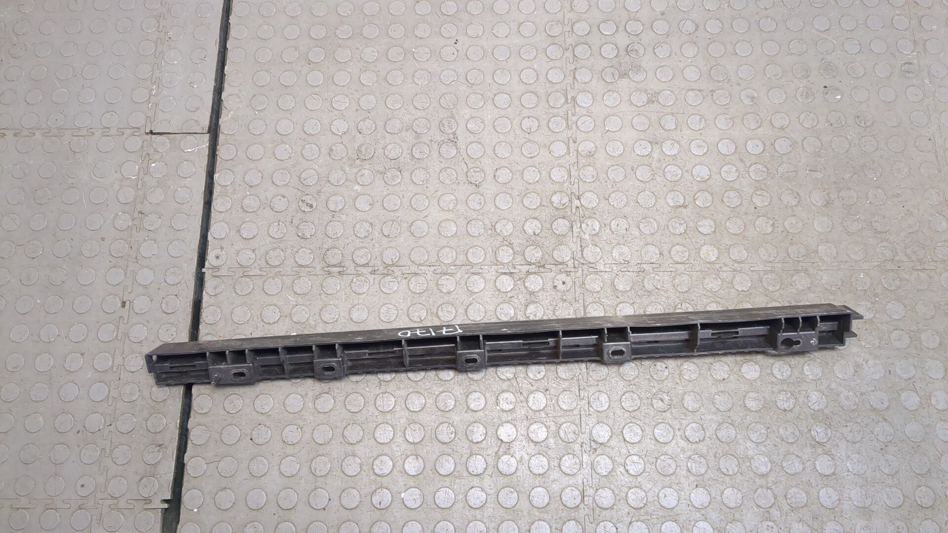 Накладка на подножку